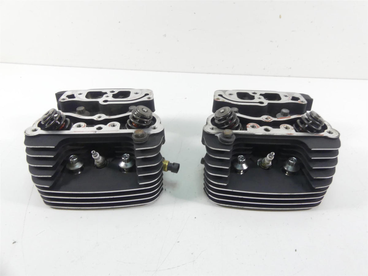 2008 Harley Softail FXSTB Night Train 96ci Cylinderhead Head Set 17178-06A {{ shop.shopifyCountryName }} - Mototech271