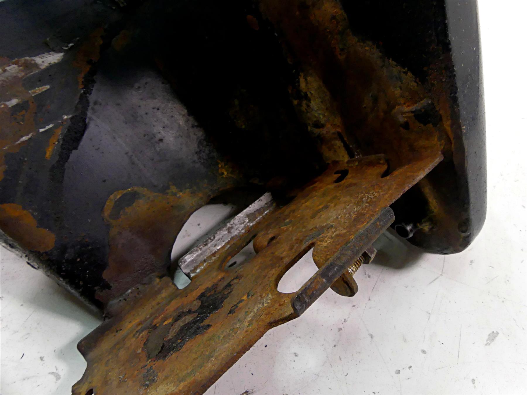 1979 Harley Sportster XLS1000 Roadster Oil Tank Reservoir - Oem Paint 62449-79 {{ shop.shopifyCountryName }} - Mototech271