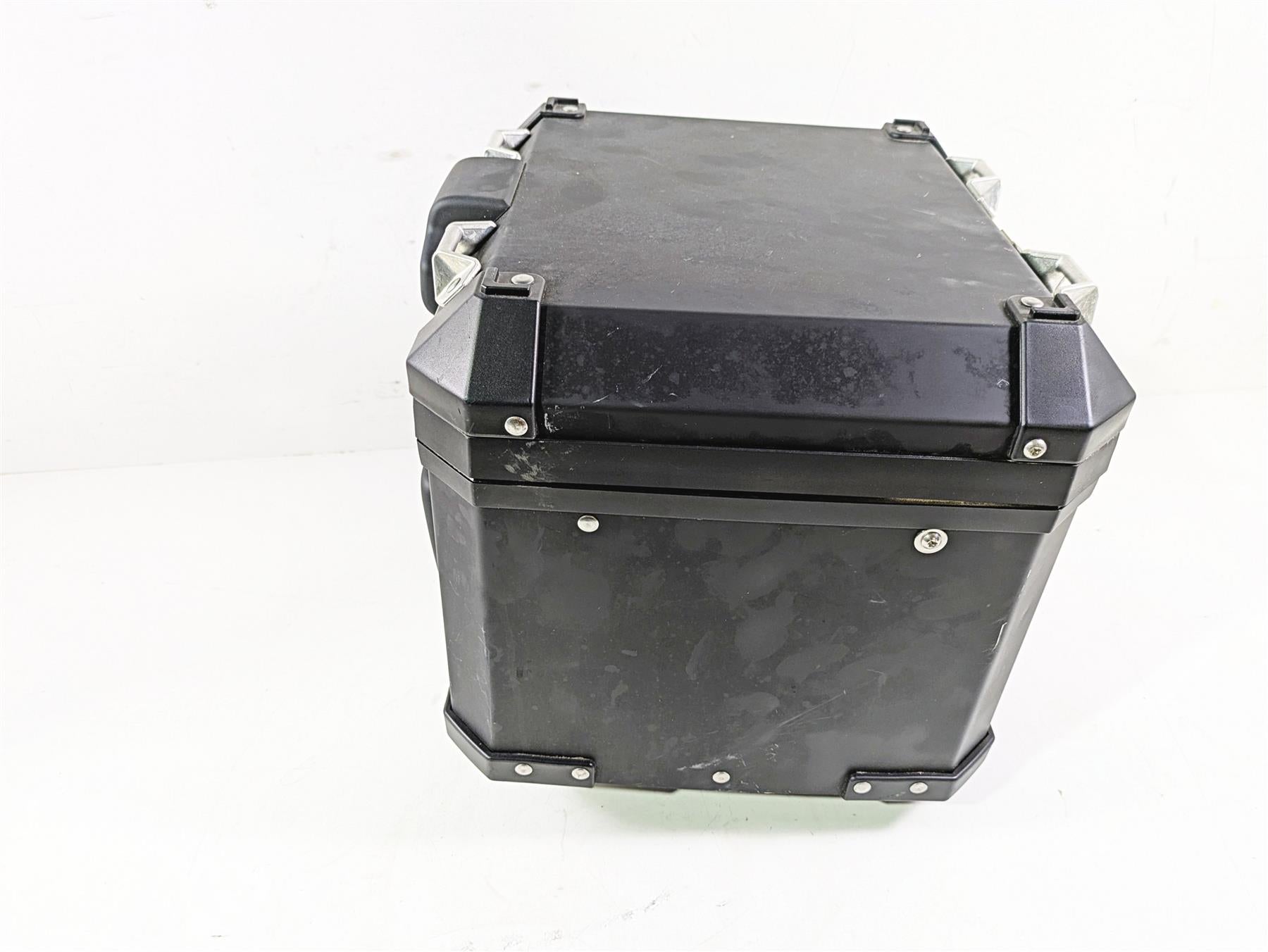 2021 BMW R1250GS K51 Adv Rear Top Case Trunk Bag - Damaged 77432472170 {{ shop.shopifyCountryName }} - Mototech271