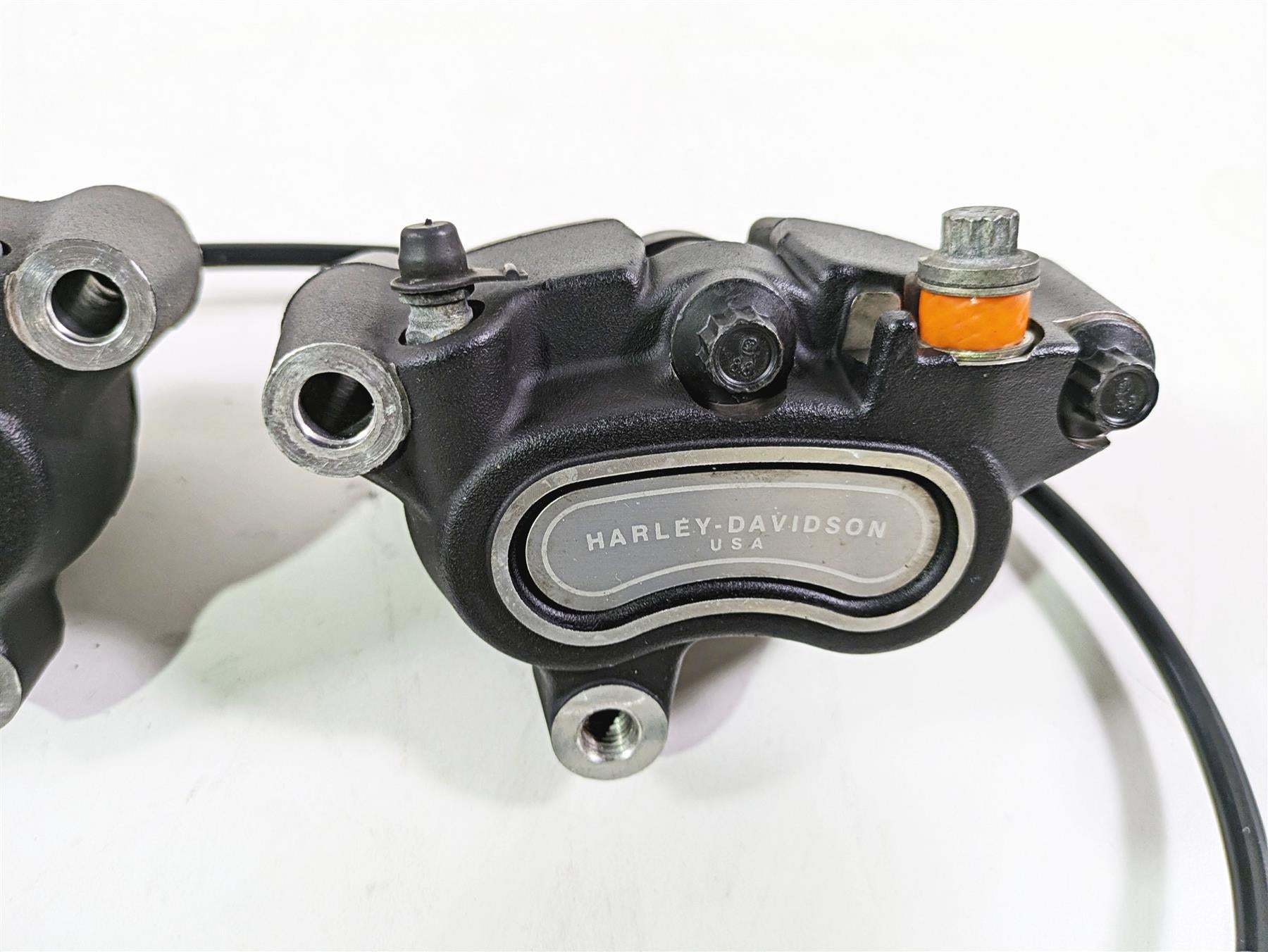 2016 Harley FXDL Dyna Low Rider Front Brake Caliper Set 41300001 41300002 {{ shop.shopifyCountryName }} - Mototech271