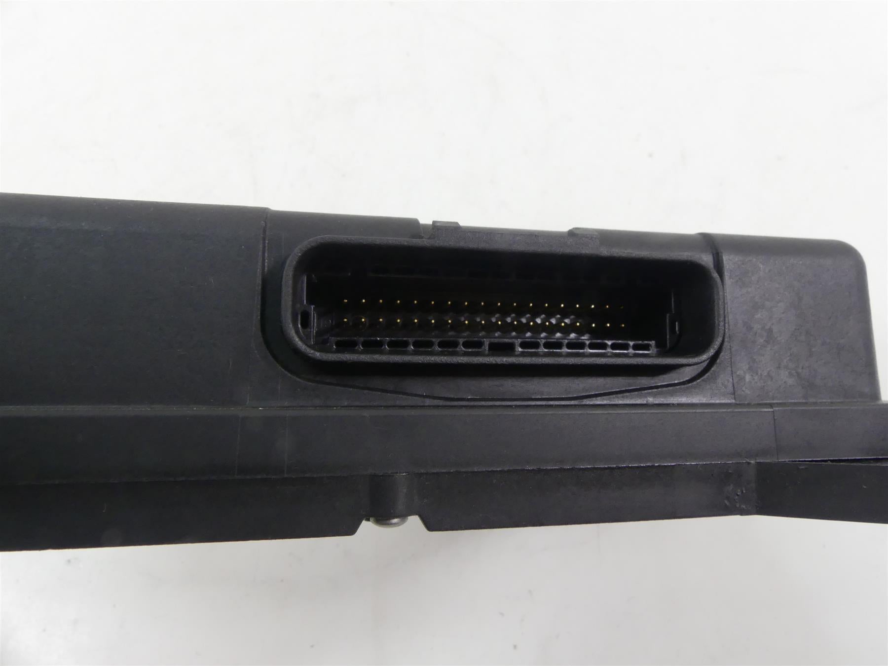 2016 Indian Chieftain Dark Horse Ntouch Audio Radio Module Unit 2413014 {{ shop.shopifyCountryName }} - Mototech271