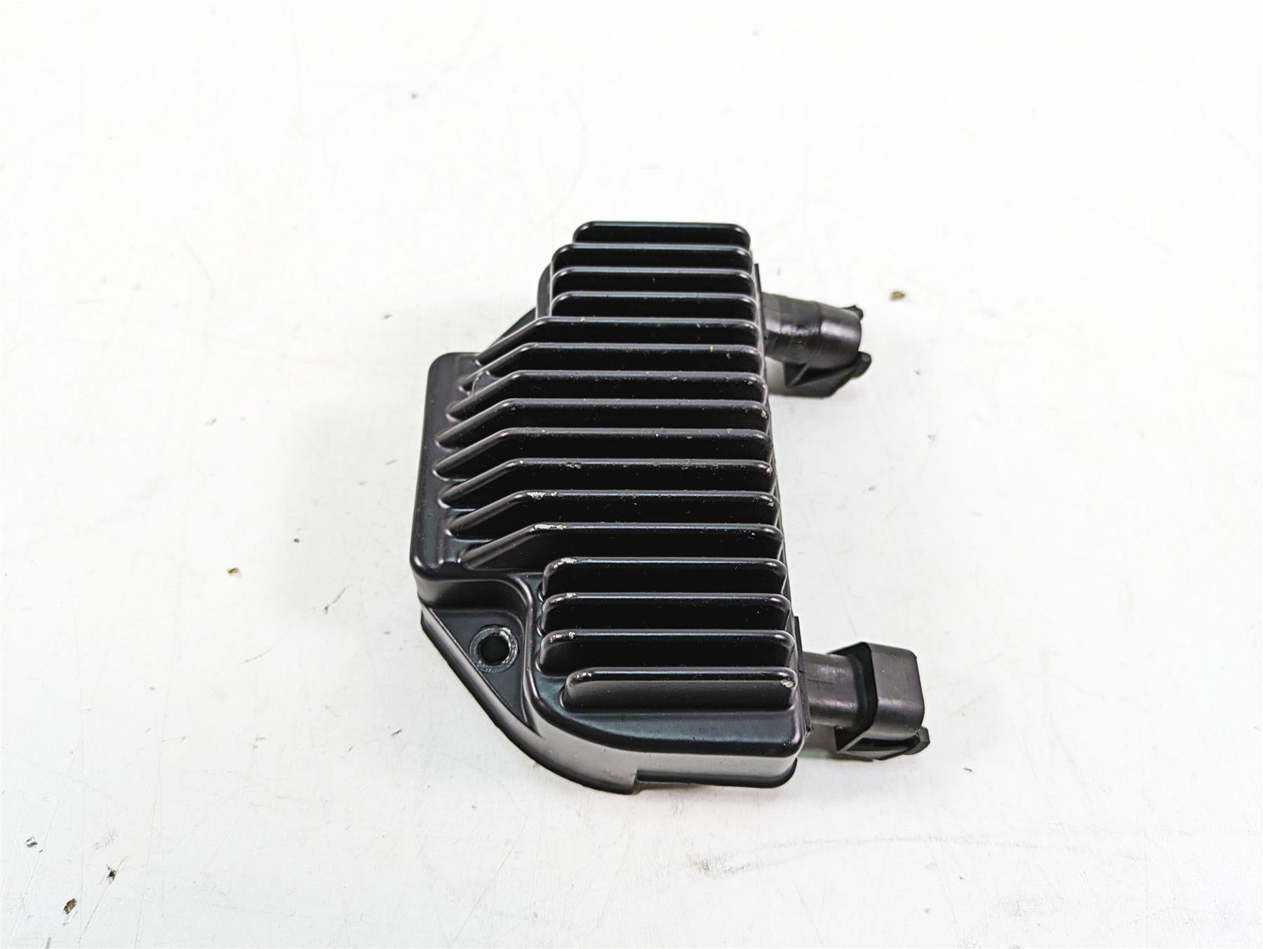 2015 Harley FXDL Dyna Low Rider Rectifier Voltage Regulator 74631-08A {{ shop.shopifyCountryName }} - Mototech271