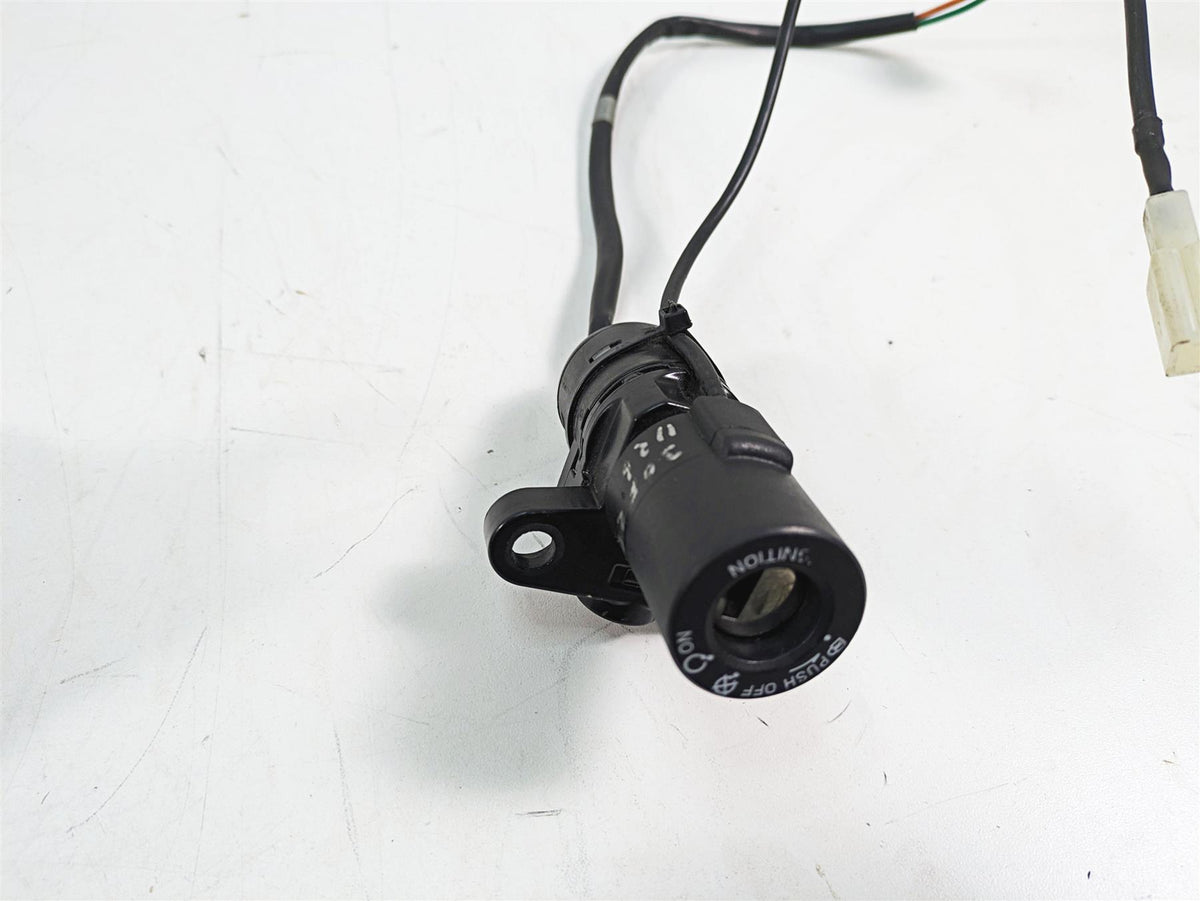 2021 Aprilia RS660 Cdi Speedometer Ignition Switch Key Set CM301806 2D000554 {{ shop.shopifyCountryName }} - Mototech271