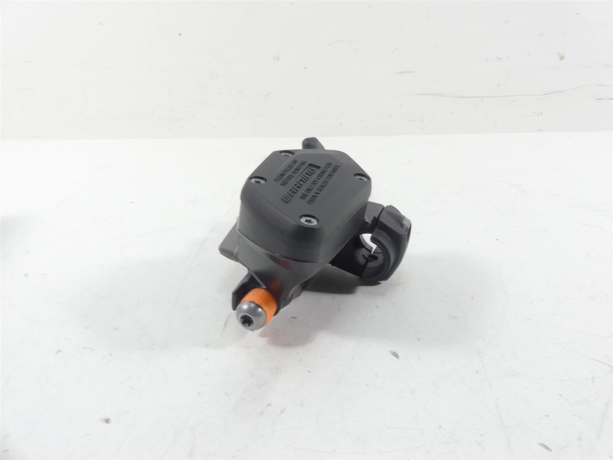 2016 BMW R1200RS K54 Front Brake Master Cylinder 32728559604 {{ shop.shopifyCountryName }} - Mototech271
