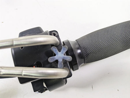 2014 Harley FLS Softail Slim Right Hand Throttle Control Switch 72948-12 {{ shop.shopifyCountryName }} - Mototech271