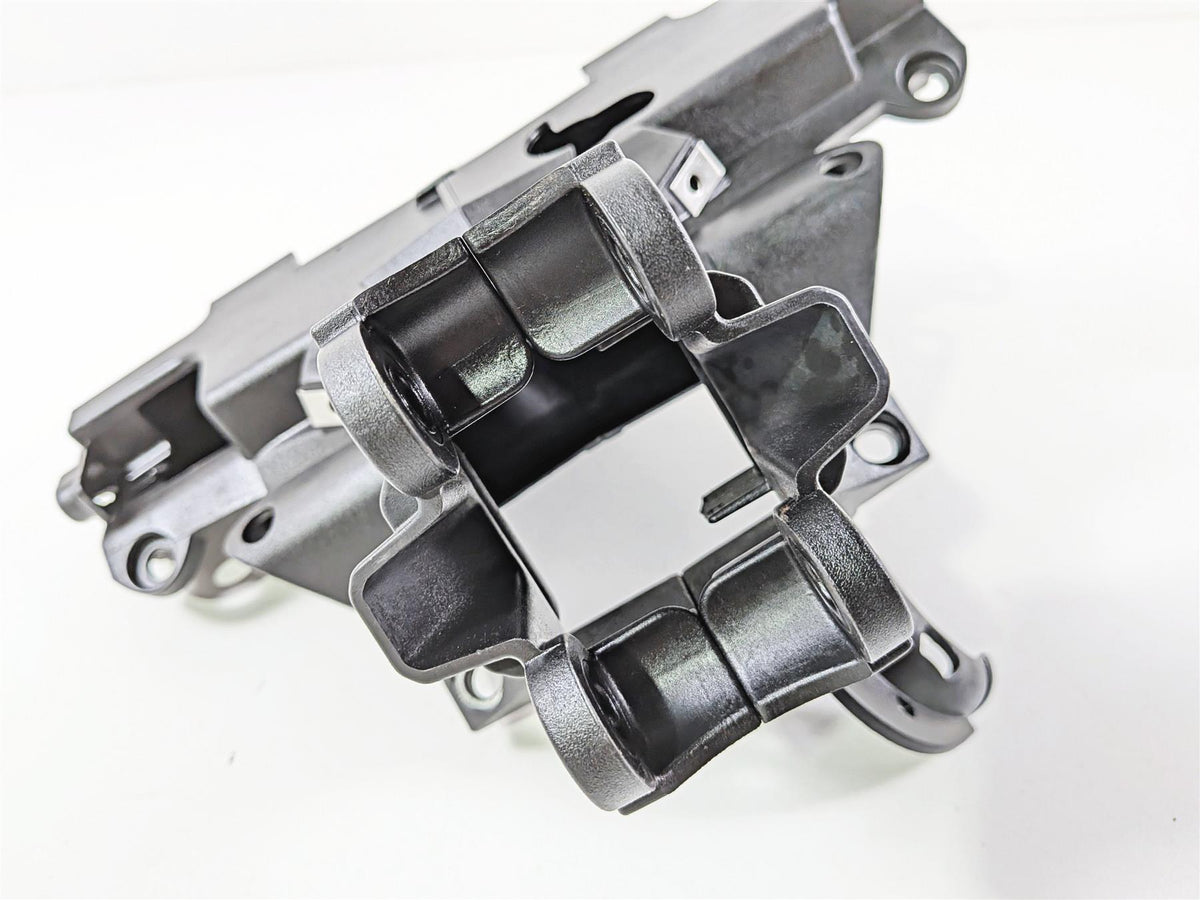 2016 Aprilia RSV 1100 Tuono V4 Factory Front Stay Carrier Holder Mount 2B003492 {{ shop.shopifyCountryName }} - Mototech271
