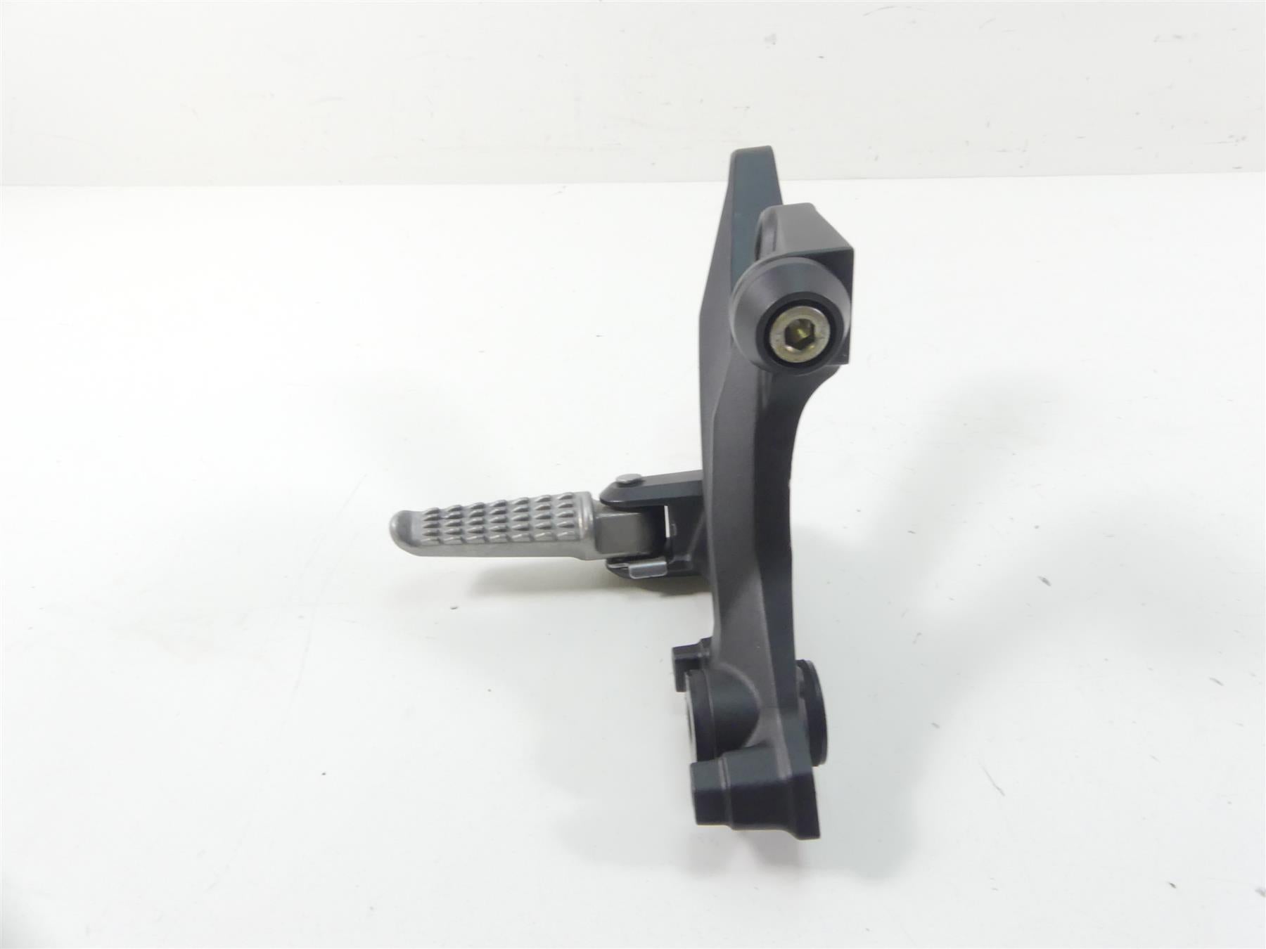 2019 Kawasaki ZX1400 ZX-14R Ninja Left Rear Passenger Footpeg 35063-0782-18R {{ shop.shopifyCountryName }} - Mototech271
