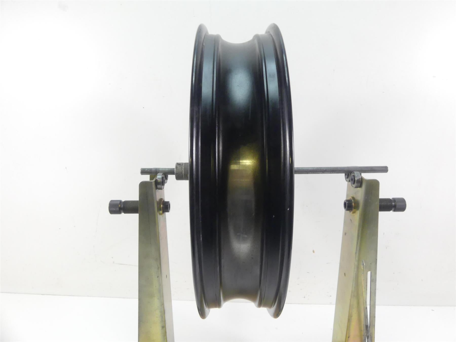 2021 Kawasaki ZX1400 ZX14R Ninja Straight Front 17x3.5 Wheel Rim 41073-0730-18F {{ shop.shopifyCountryName }} - Mototech271