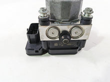 Load image into Gallery viewer, 2017 Harley Touring FLTRXS Road Glide Rear Abs Brake Pump Unit Module 41100061B | Mototech271
