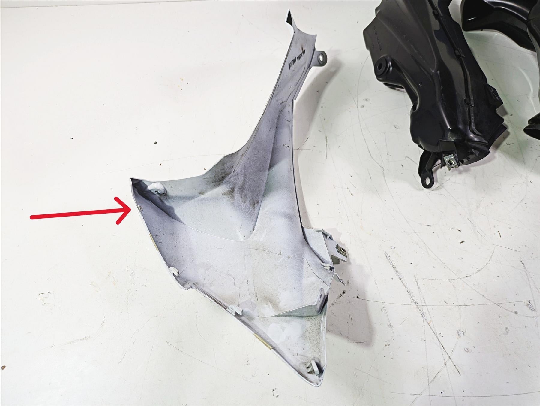2016 Suzuki GSXR1000 Air Intake Ram & Cover Set 94420-47H00 94430-47H00 {{ shop.shopifyCountryName }} - Mototech271