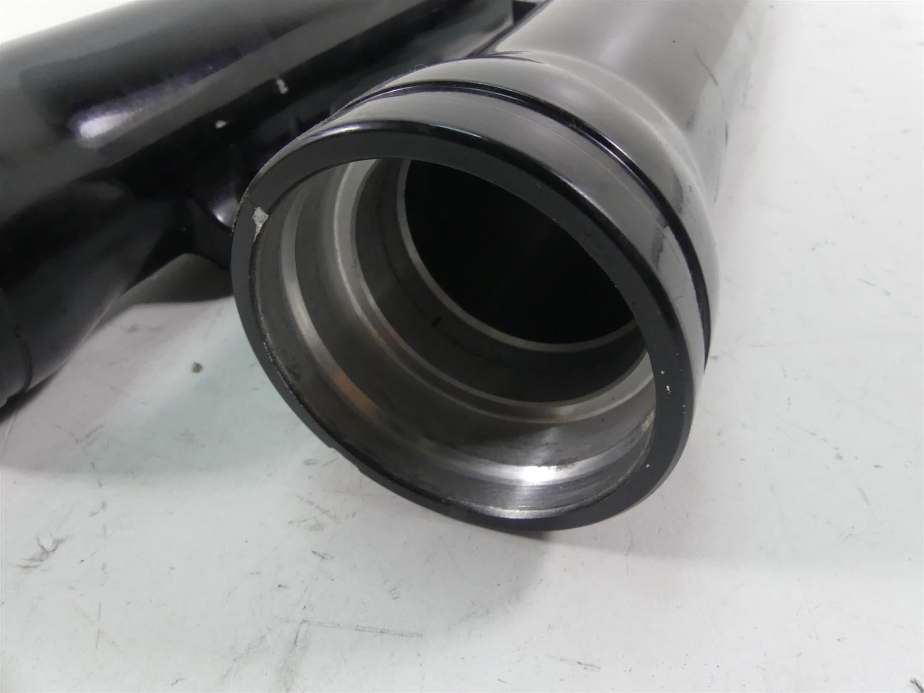 2019 Harley Softail FXBB Street Bob Showa Front Fork Lower Tubes Slider 45500488 {{ shop.shopifyCountryName }} - Mototech271