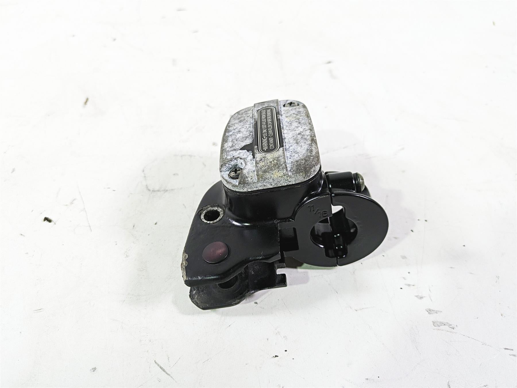 2013 Harley VRSCDX Night Rod Sp Clutch Master Cylinder 11/16" 38744-09B {{ shop.shopifyCountryName }} - Mototech271