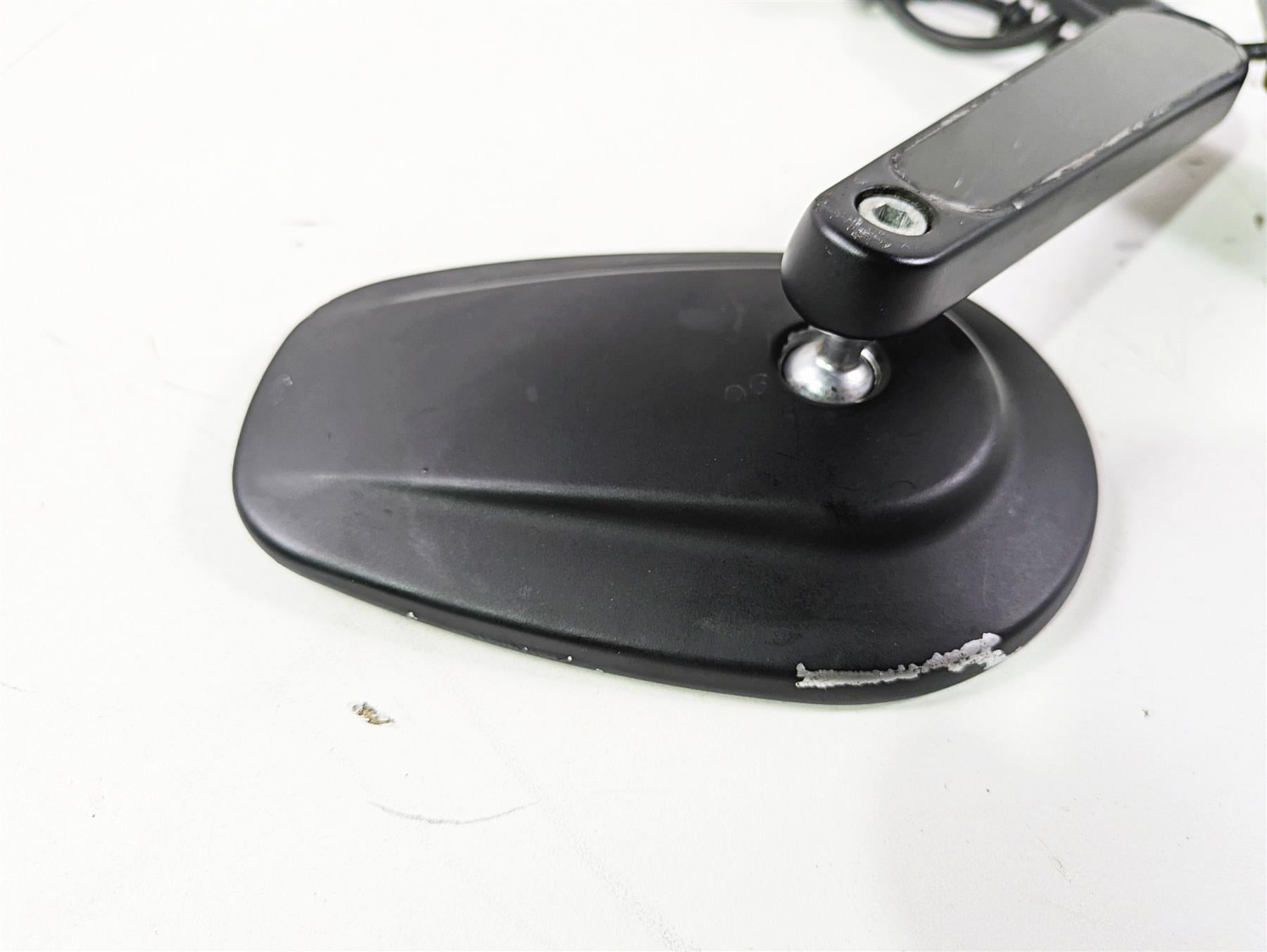 2010 Harley VRSCF Muscle Rod Front Blinker Mirror Set Tinted 69395-09A 69396-09A {{ shop.shopifyCountryName }} - Mototech271