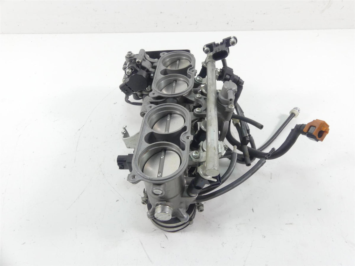 2008 Yamaha FZ1 Fazer Mikuni Throttle Body Bodies & Wiring 2D1-13750-20-00 {{ shop.shopifyCountryName }} - Mototech271
