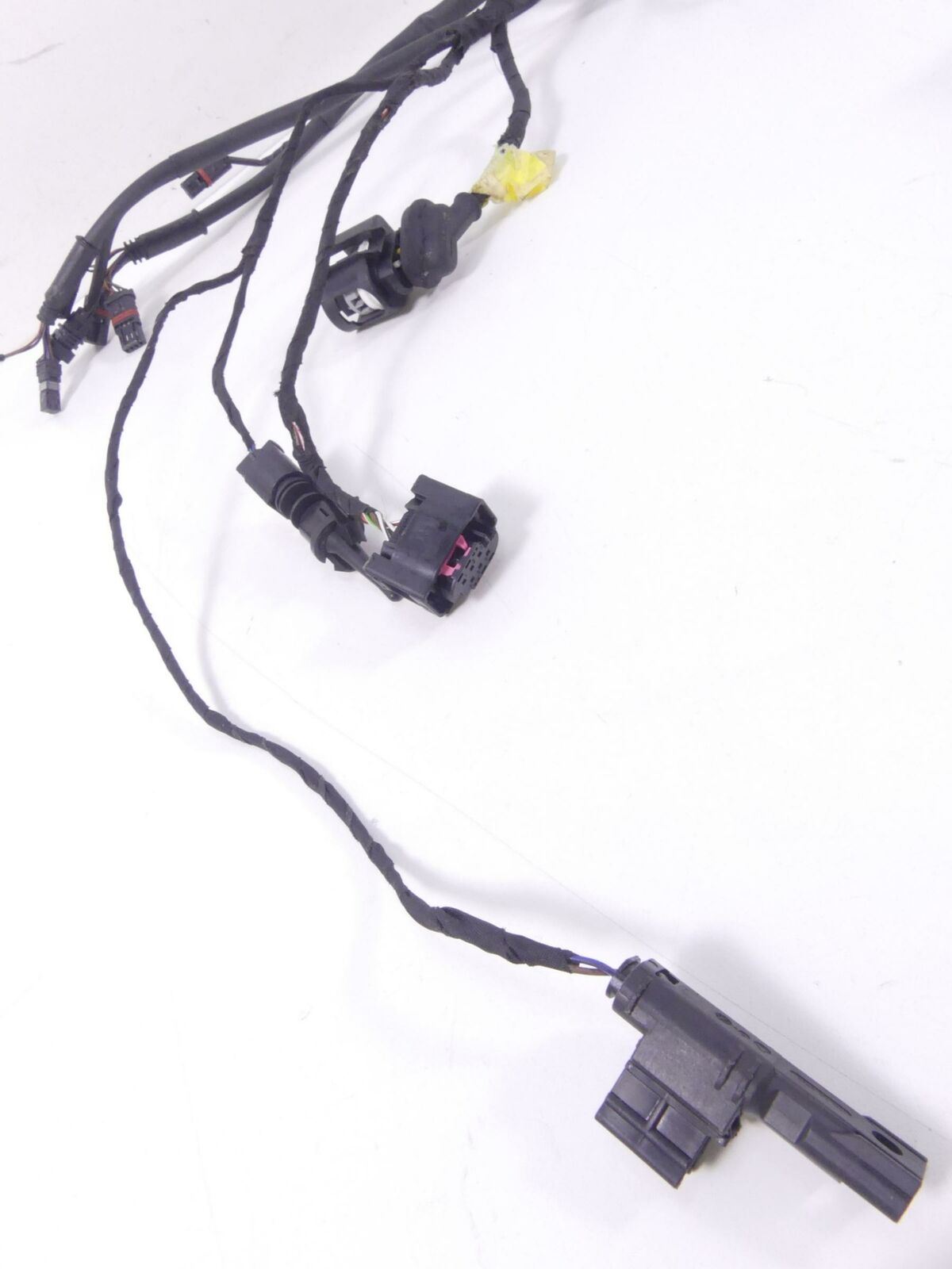2017 BMW F800GS K72 Engine & Main Wirin Harness Esa -No Cuts 61118566632 {{ shop.shopifyCountryName }} - Mototech271