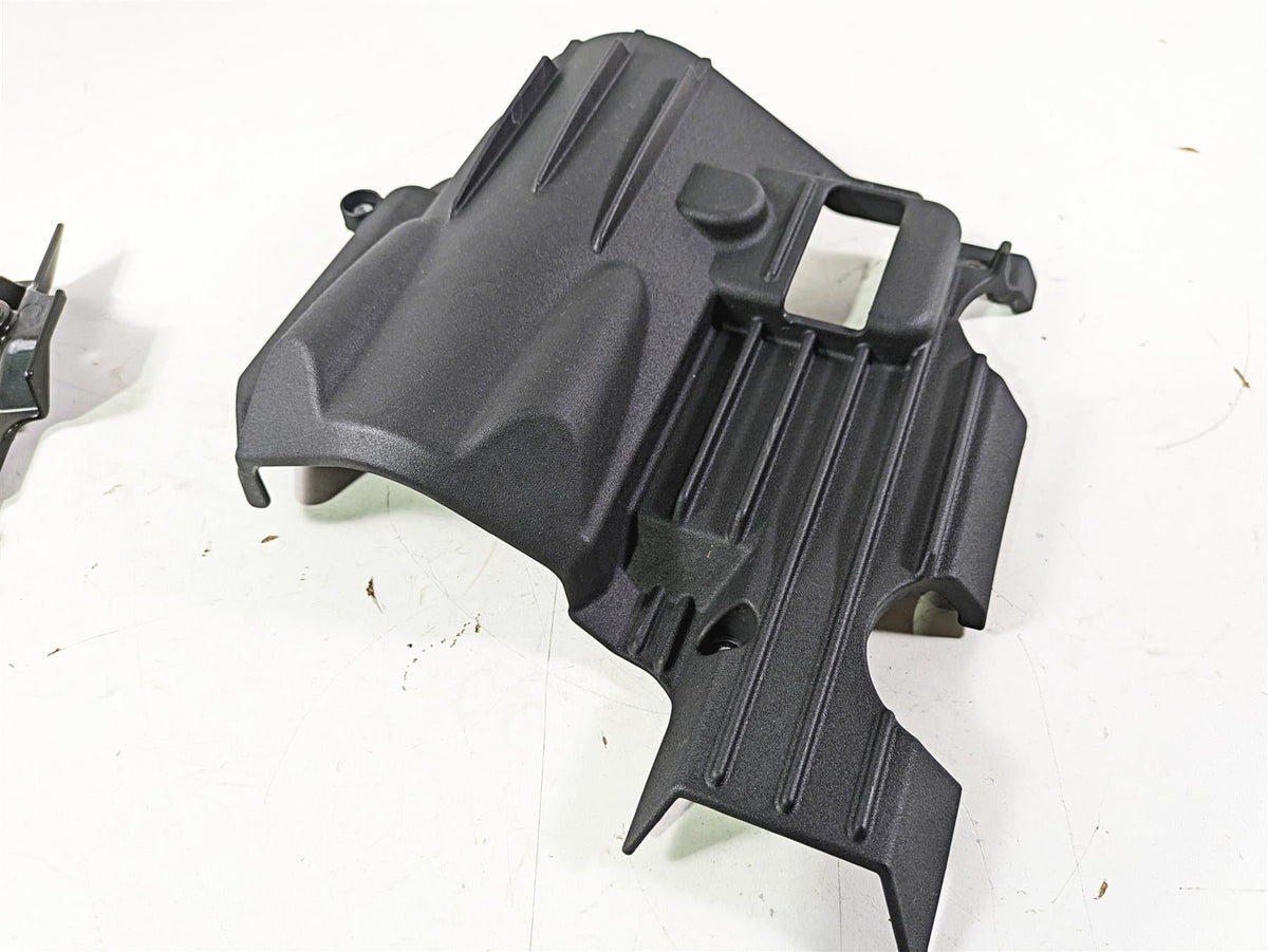 2014 Moto Guzzi California 1400 Touring Engine Side Cover Fairing Set B063143 {{ shop.shopifyCountryName }} - Mototech271