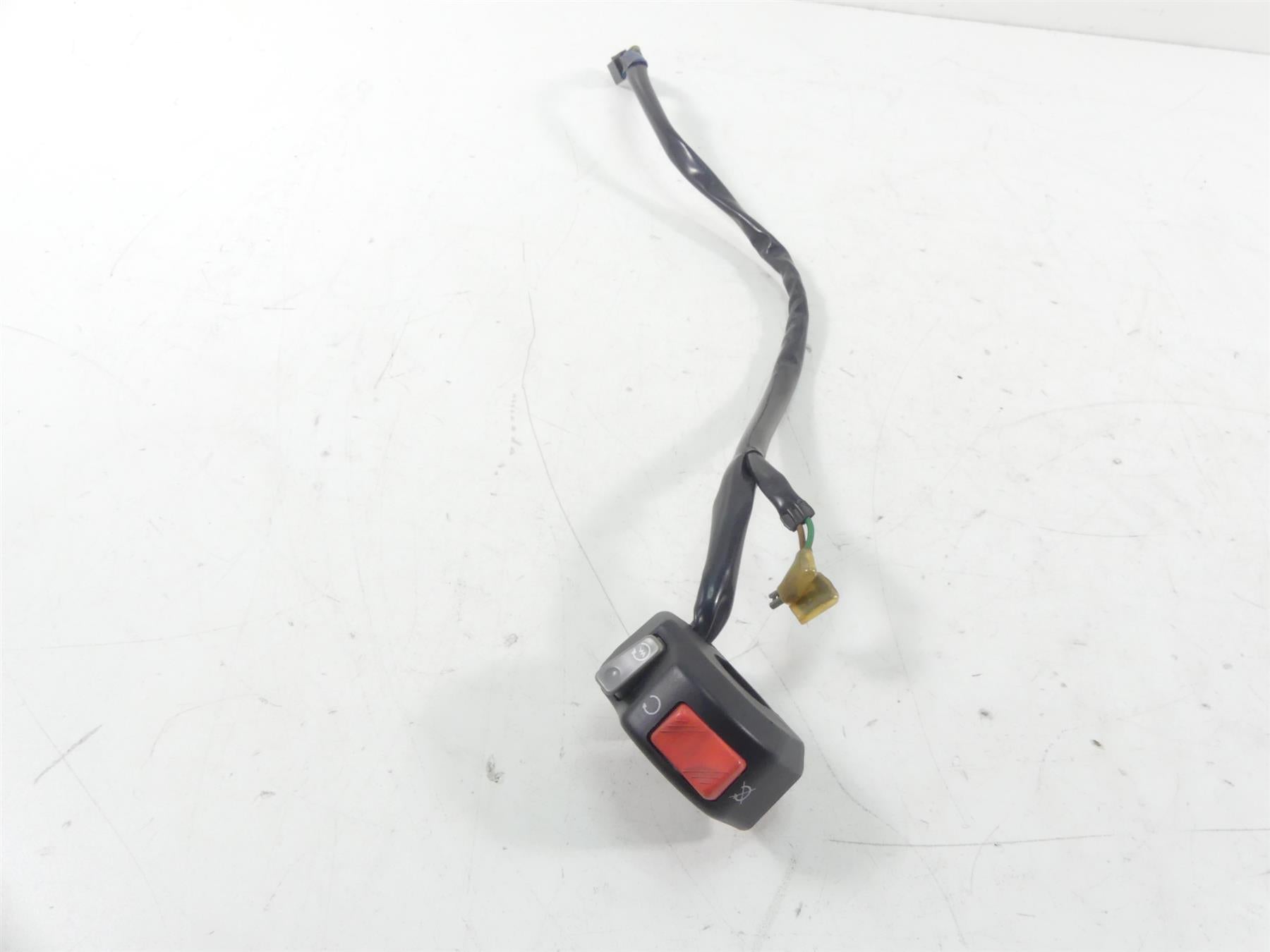 2001 Kawasaki ZX600J2 ZX6R Ninja Right Hand Kill Start Control Switch 46091-1823 {{ shop.shopifyCountryName }} - Mototech271