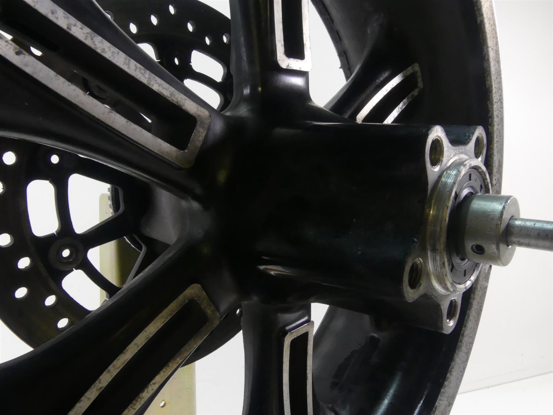 2012 Victory Cross Country Straight Rear Cast Wheel Rim 16x5 - Read 1521384 {{ shop.shopifyCountryName }} - Mototech271