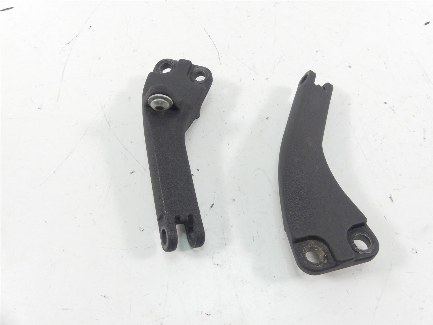2010 Harley FXDWG Dyna Wide Glide Rear Passenger Footpeg Mounts 49230-06 {{ shop.shopifyCountryName }} - Mototech271