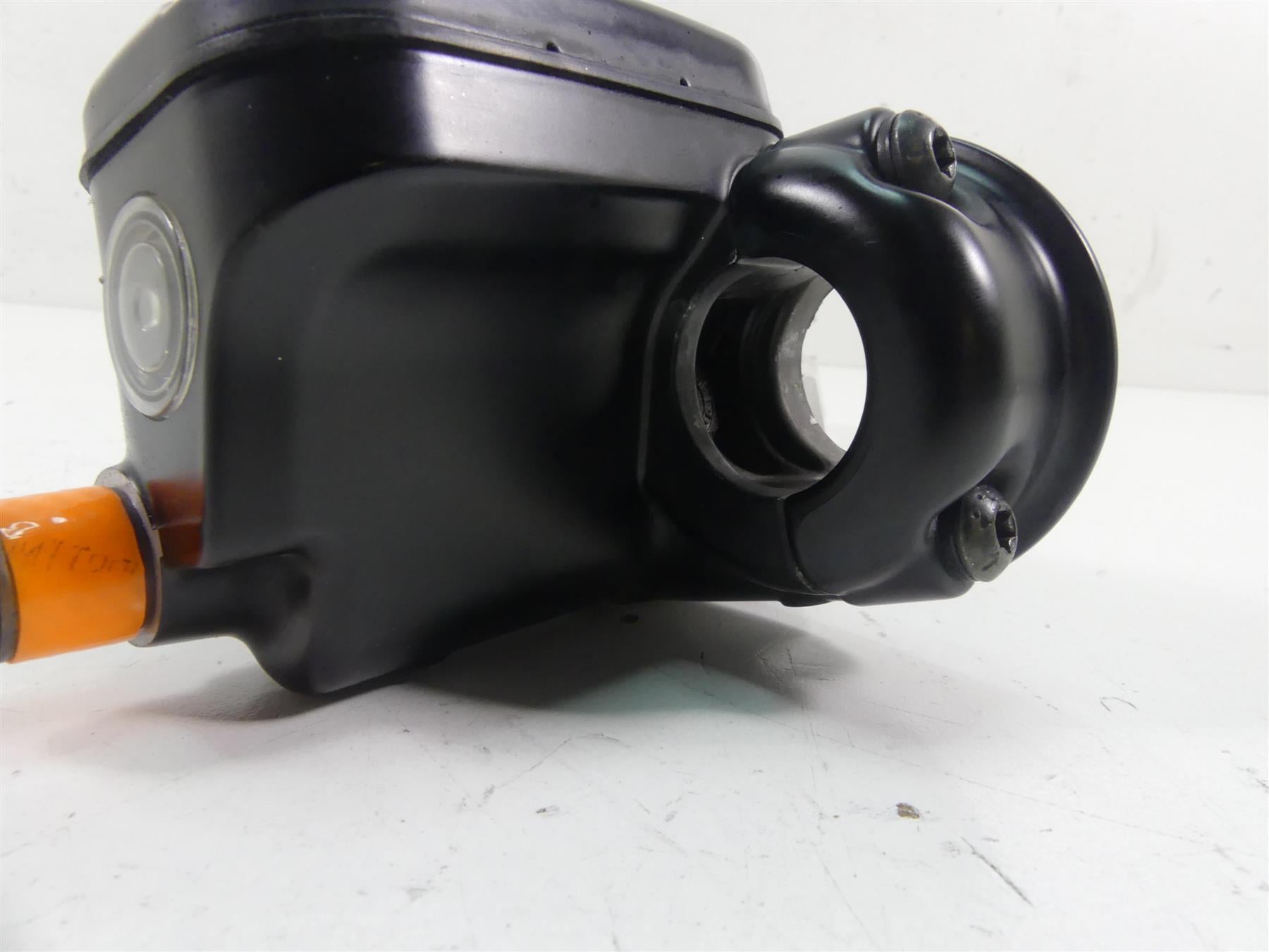 2012 Harley Touring FLHTK Electra Glide Front Brake Master Cylinder 44551-08F {{ shop.shopifyCountryName }} - Mototech271