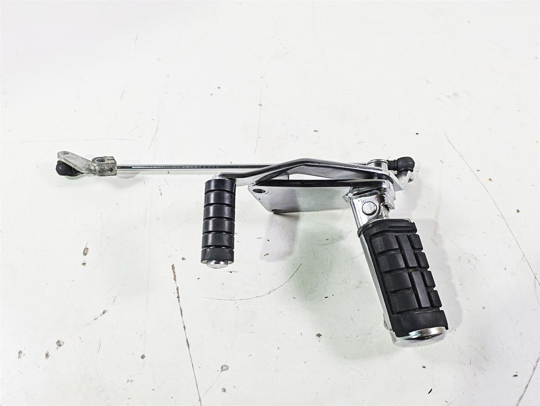 2002 Honda V-Twin VTX1800 C Left Front Foot Peg & Shifter Parts 50625-MCH-000 {{ shop.shopifyCountryName }} - Mototech271
