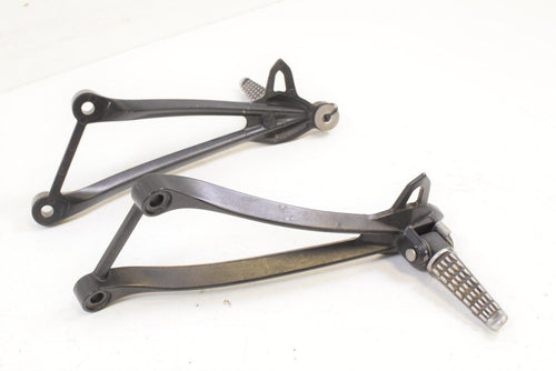 2008 Kawasaki ZX10R ZX10 Ninja Rear Passenger Footpeg Foot Peg SET 35063-0445-18 | Mototech271