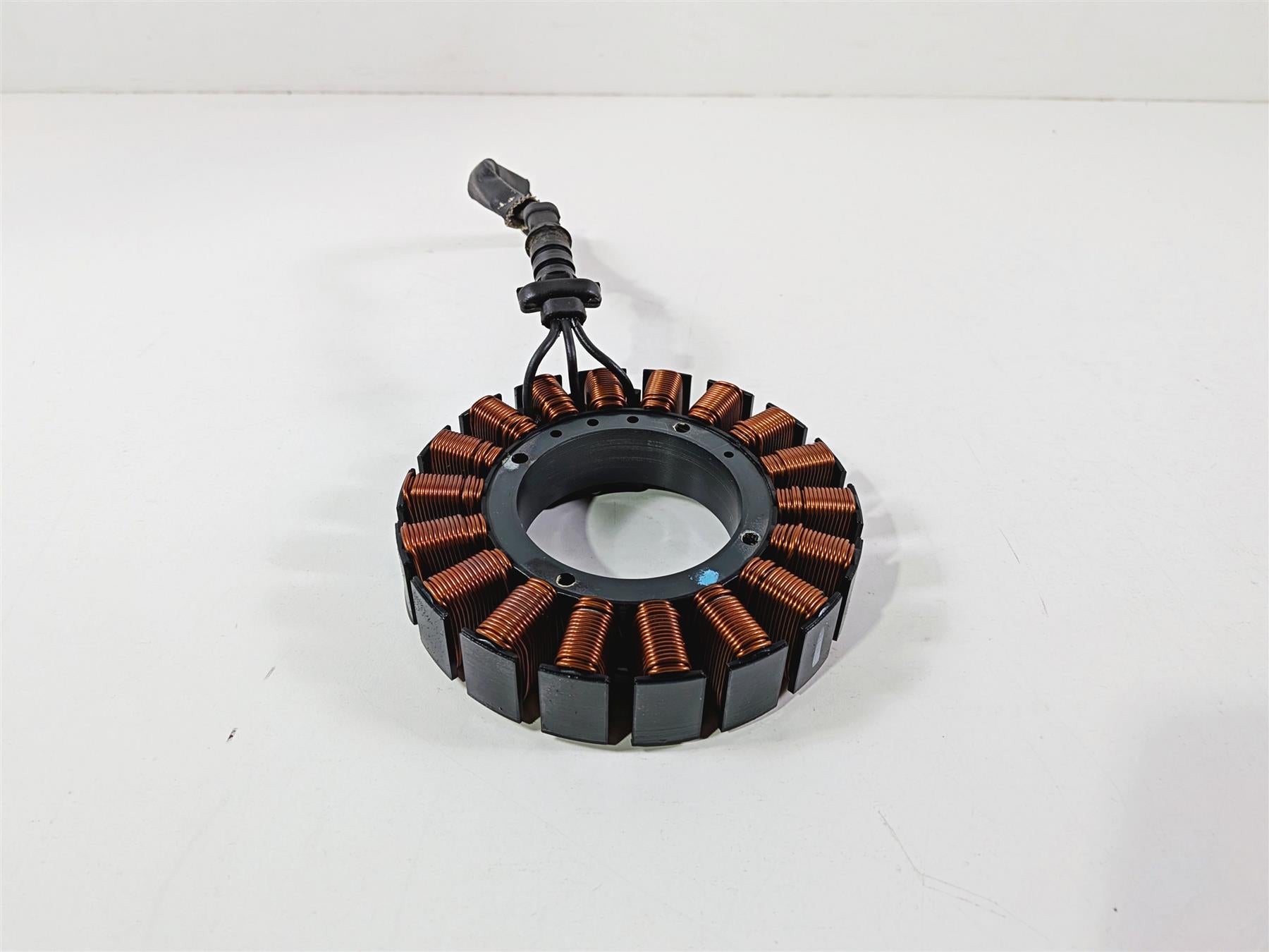 2011 Harley FXDF Dyna Fat Bob Stator Alternator Generator 30017-08 {{ shop.shopifyCountryName }} - Mototech271