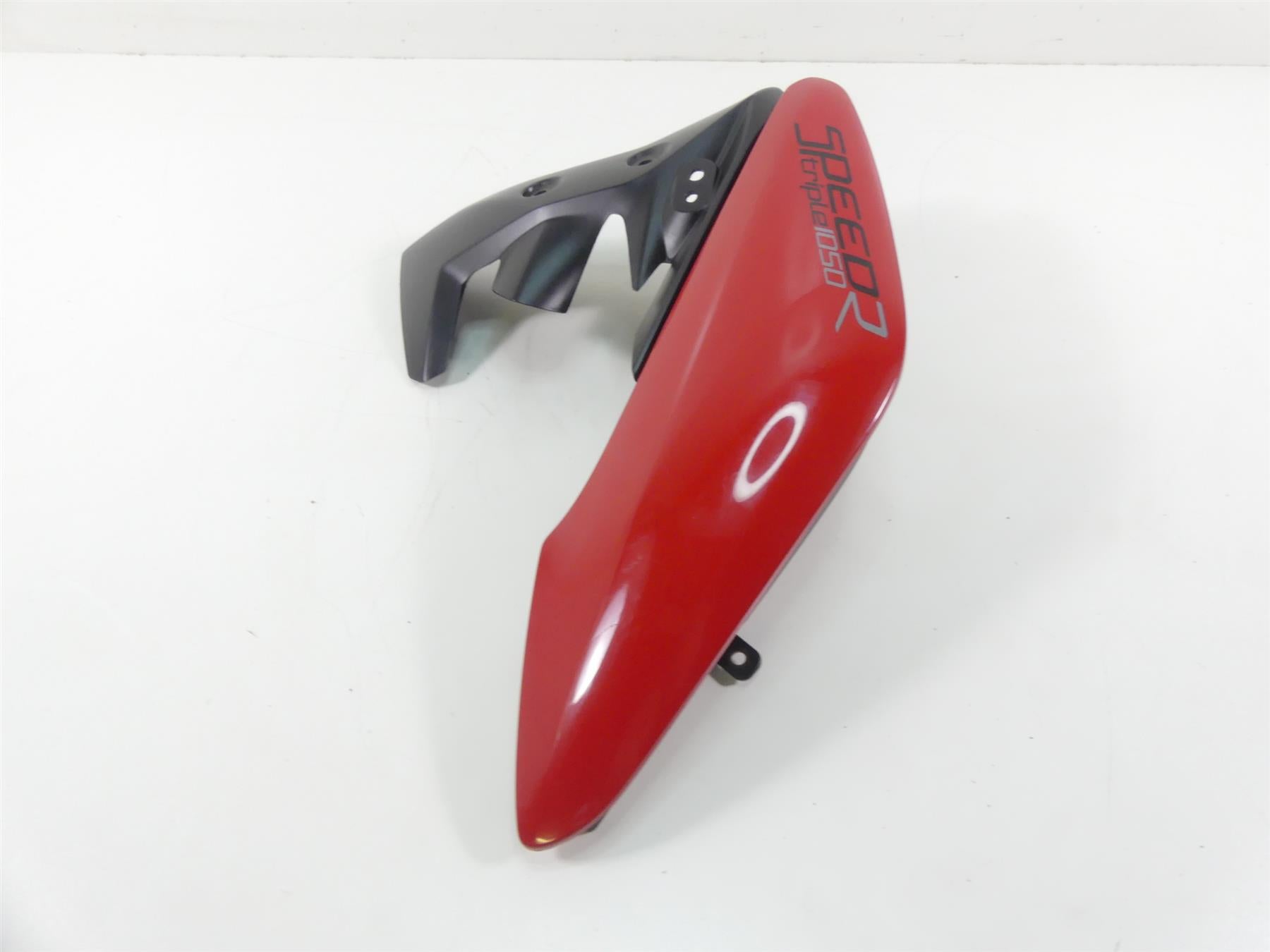 2015 Triumph 1050 Speed Triple R Left Red Radiator Cover Fairing T2103015 {{ shop.shopifyCountryName }} - Mototech271