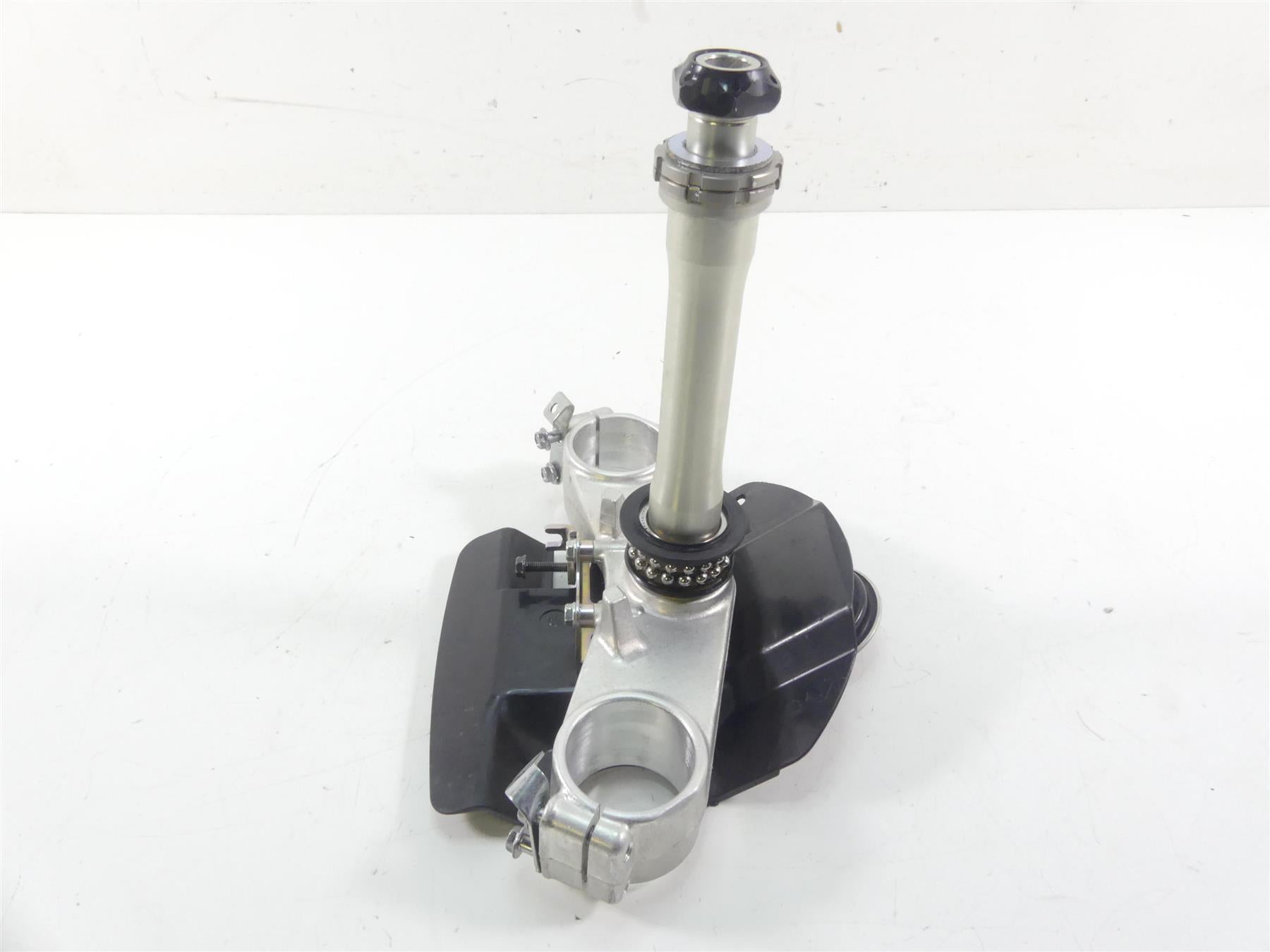 2021 Kawasaki ZX1400 ZX14R Ninja Lower Triple Tree Clamp - 54mm 44037-0039 {{ shop.shopifyCountryName }} - Mototech271