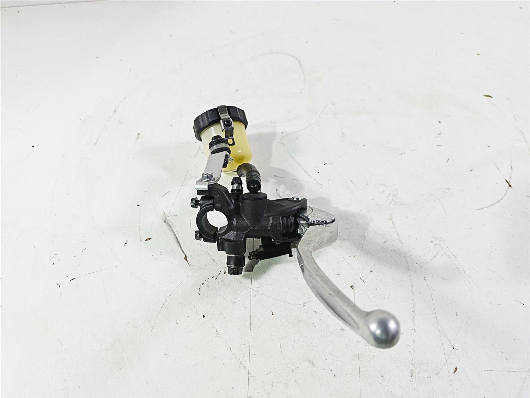 2008 Honda CBR1000RR SC59 Front Radial Brake Master Cylinder 45510-MFL-305 {{ shop.shopifyCountryName }} - Mototech271