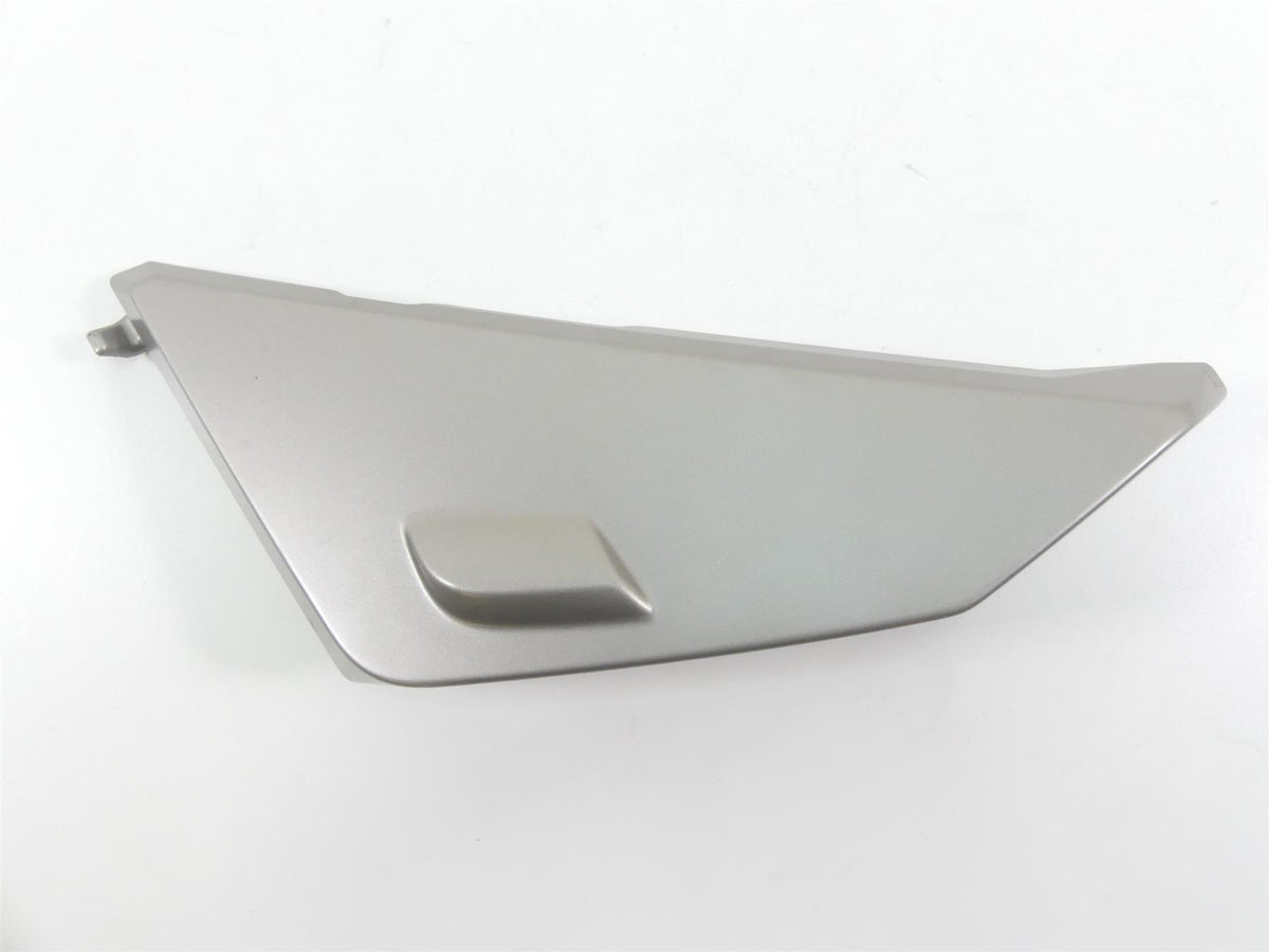 2014 BMW K1600 GTL K48 Right Side Fairing Trim Cover Cowl 46637710436 {{ shop.shopifyCountryName }} - Mototech271