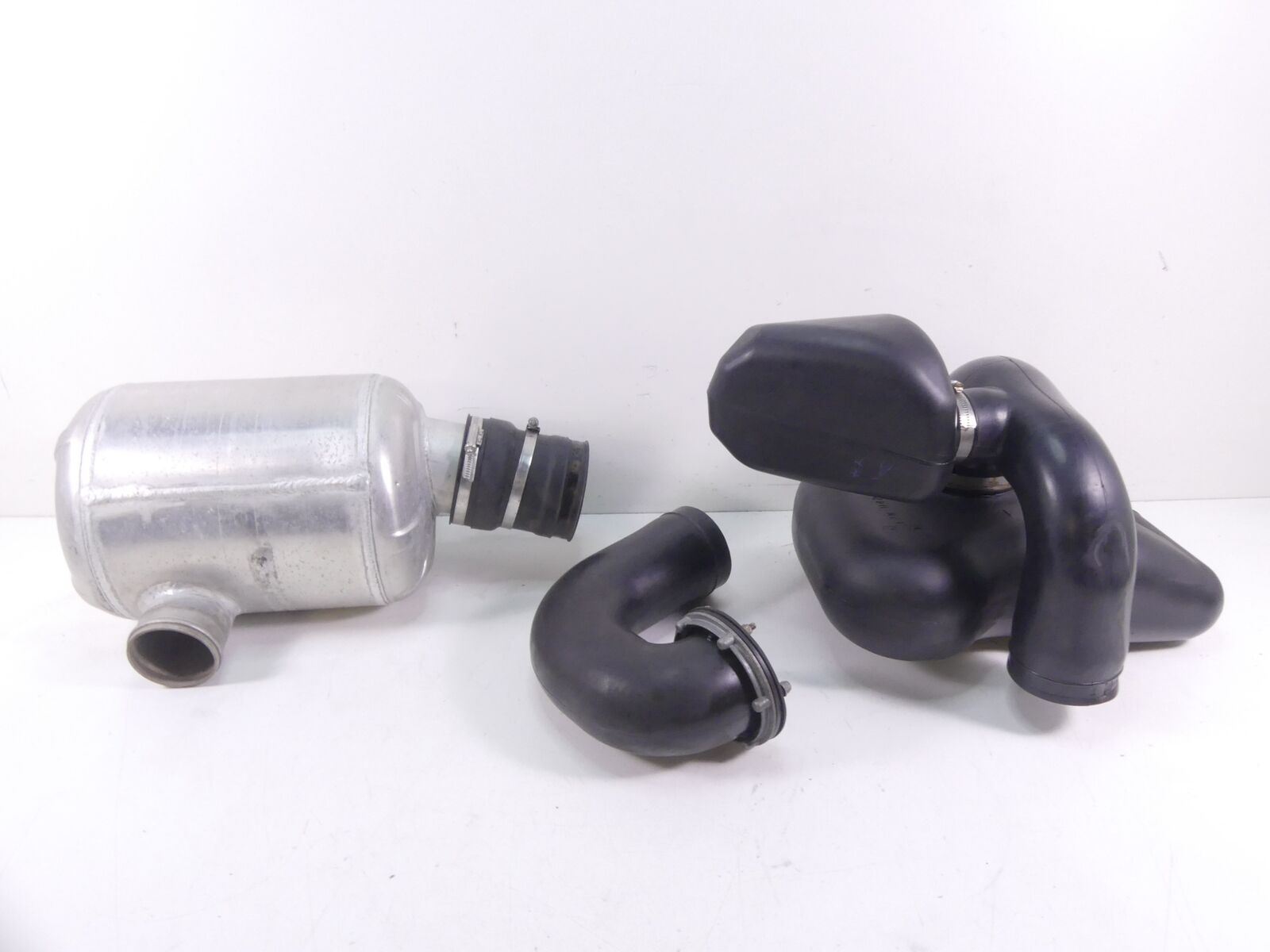 2013 Yamaha Waverunner VXS VX1800M Exhaust Pipe Muffler Tank Set F1W-U7550-02-00 | Mototech271
