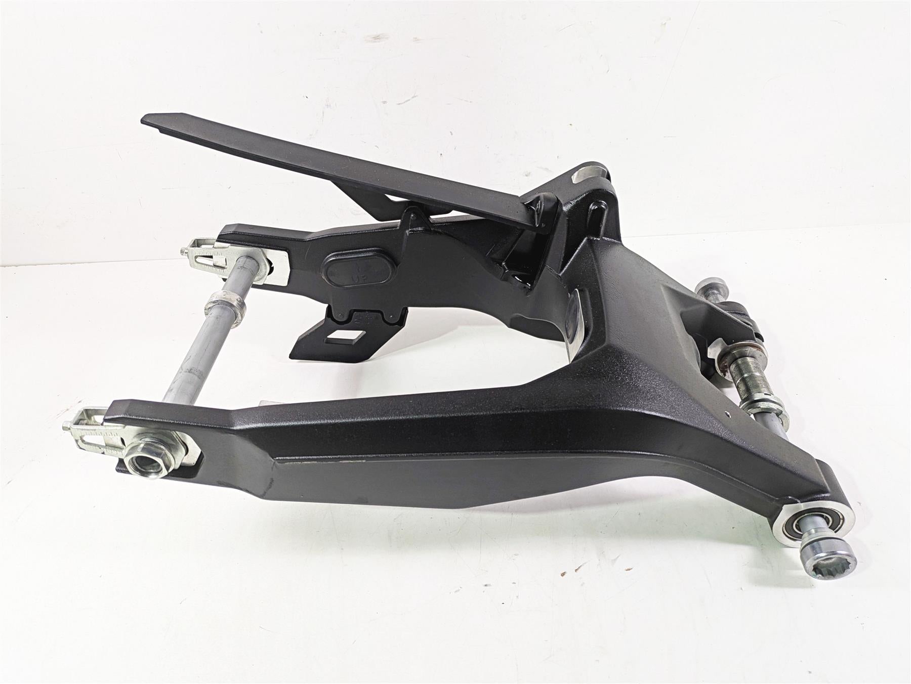 2022 Ducati Scrambler Desert Sled Rear Swingarm & Axle Set 37021772AB 37032041A {{ shop.shopifyCountryName }} - Mototech271