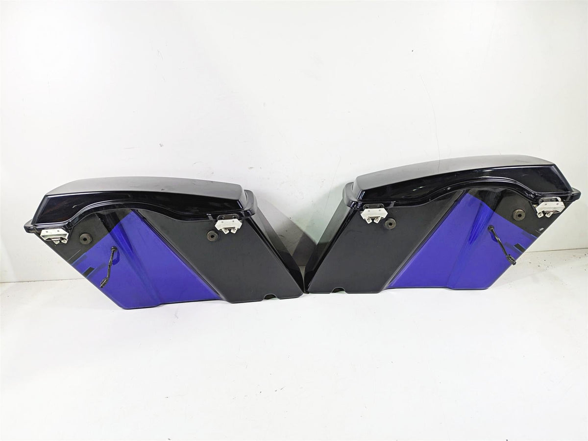 2011 Harley Touring FLHTCUSE CVO E-Glide Saddlebag Set 91171-07 L 91190-07 {{ shop.shopifyCountryName }} - Mototech271