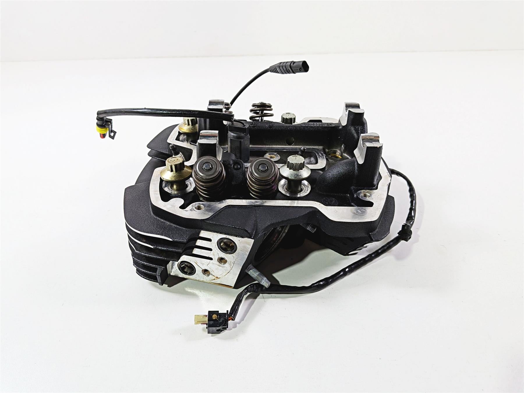 2024 Harley Softail FXLRST Low Rider Rear Cylinder Head 117ci M8 16500388 {{ shop.shopifyCountryName }} - Mototech271