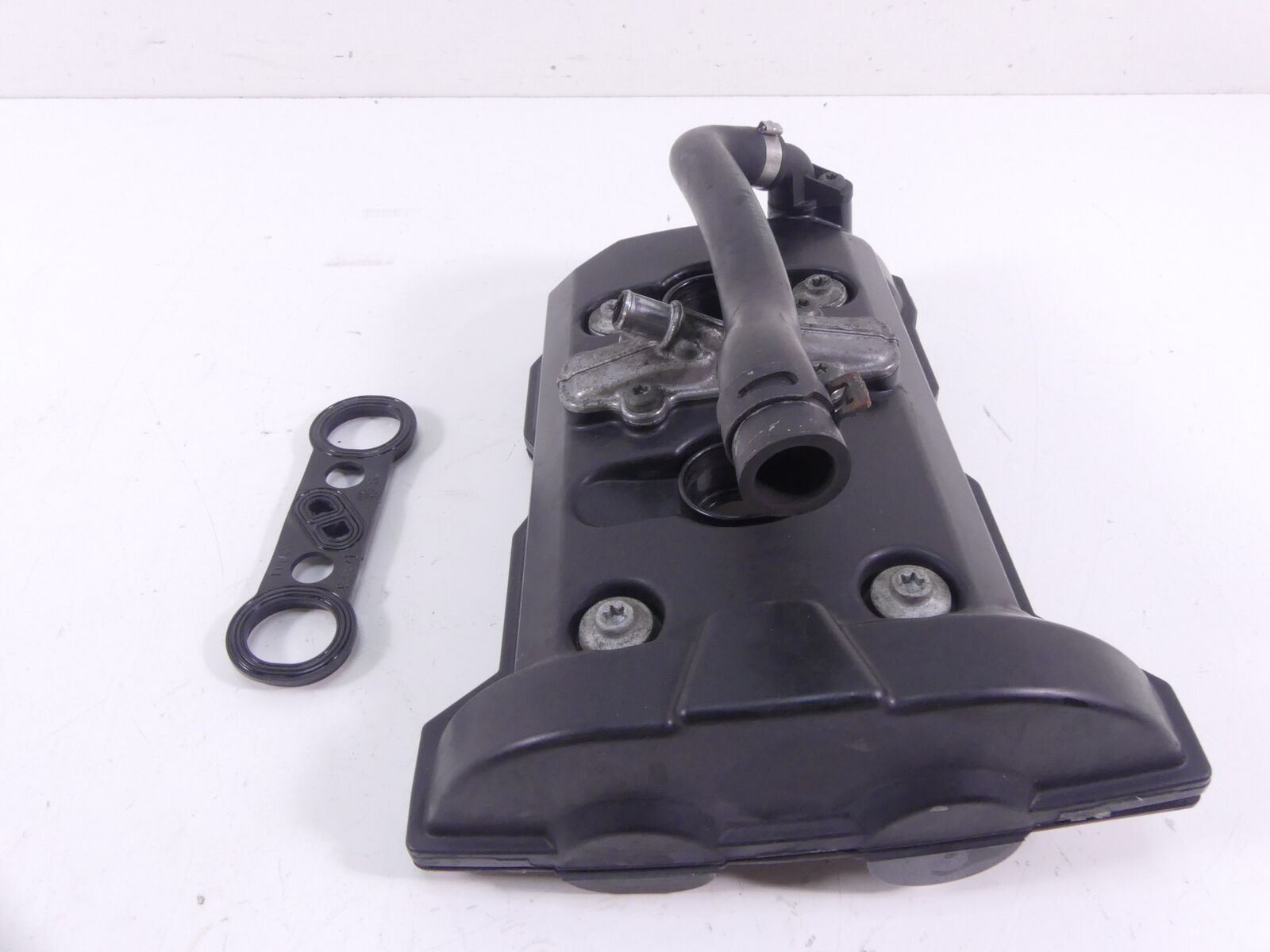 2010 BMW F800GS K72 Cylinderhead Cylinder Head Valve Cover 11127708064 {{ shop.shopifyCountryName }} - Mototech271