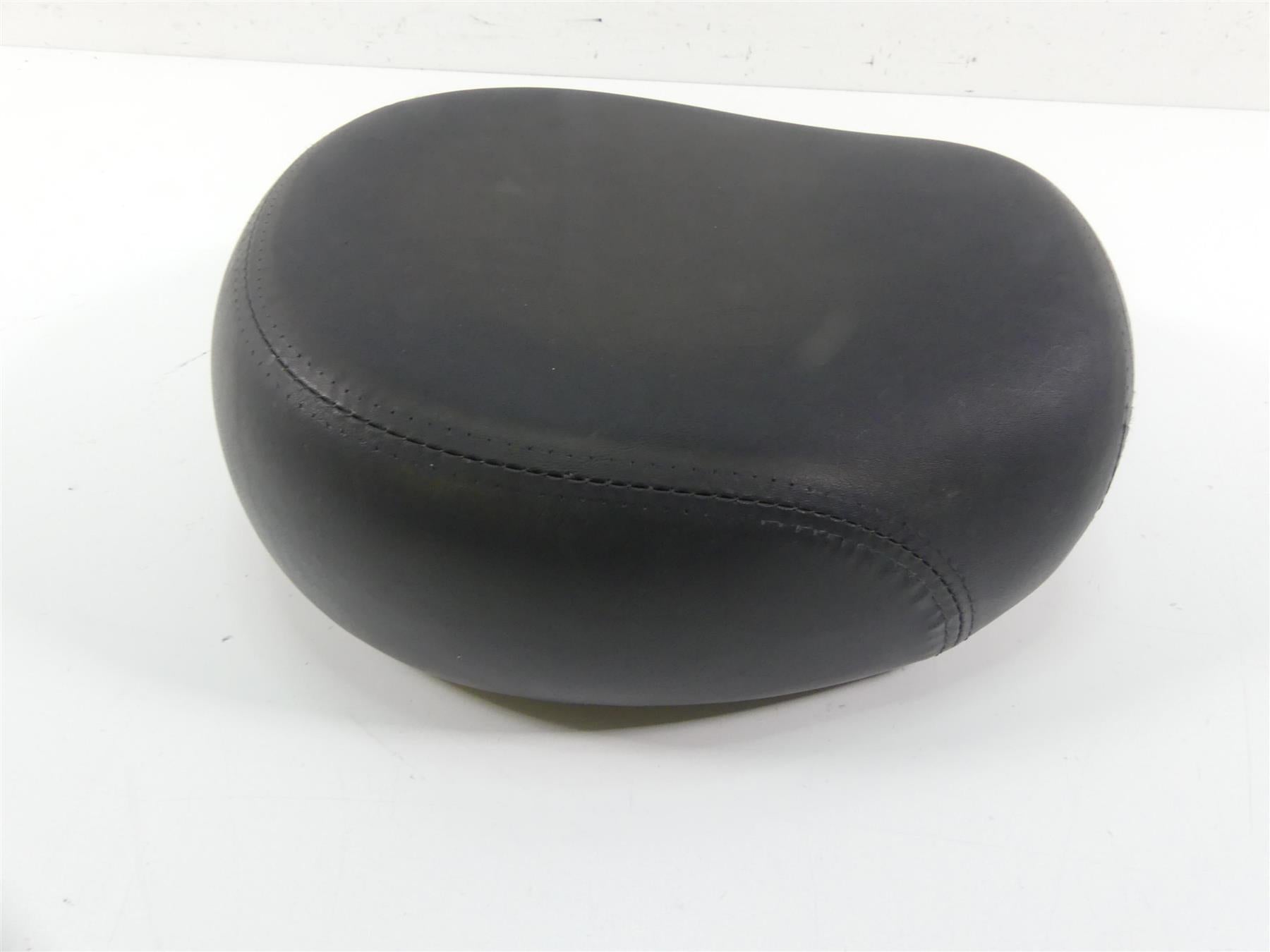 1998 Honda Shadow VT1100T Rear Passenger Pillion Seat Saddle 77300-MBC-000 {{ shop.shopifyCountryName }} - Mototech271