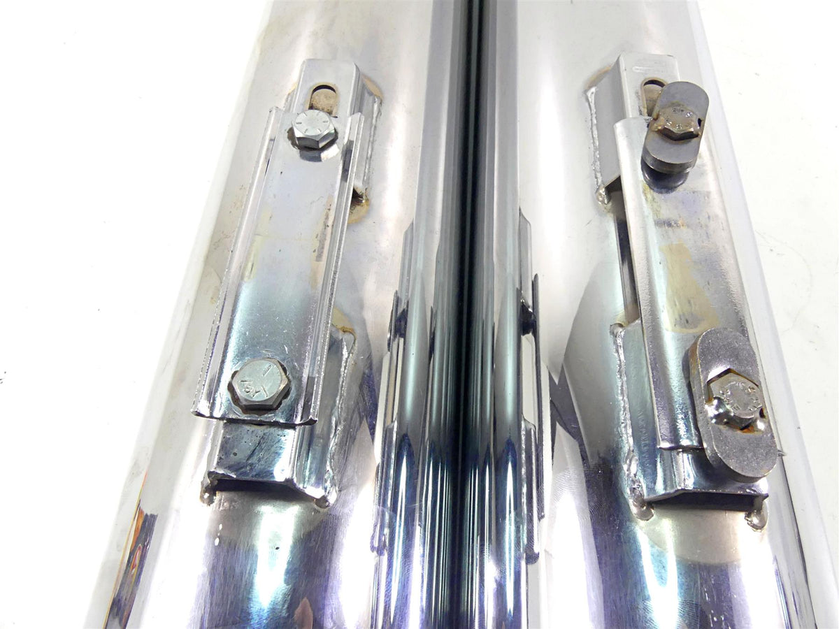 2007 Harley Touring FLHRSE CVO Road King 4.5" Exhaust Pipe Muffler Set {{ shop.shopifyCountryName }} - Mototech271