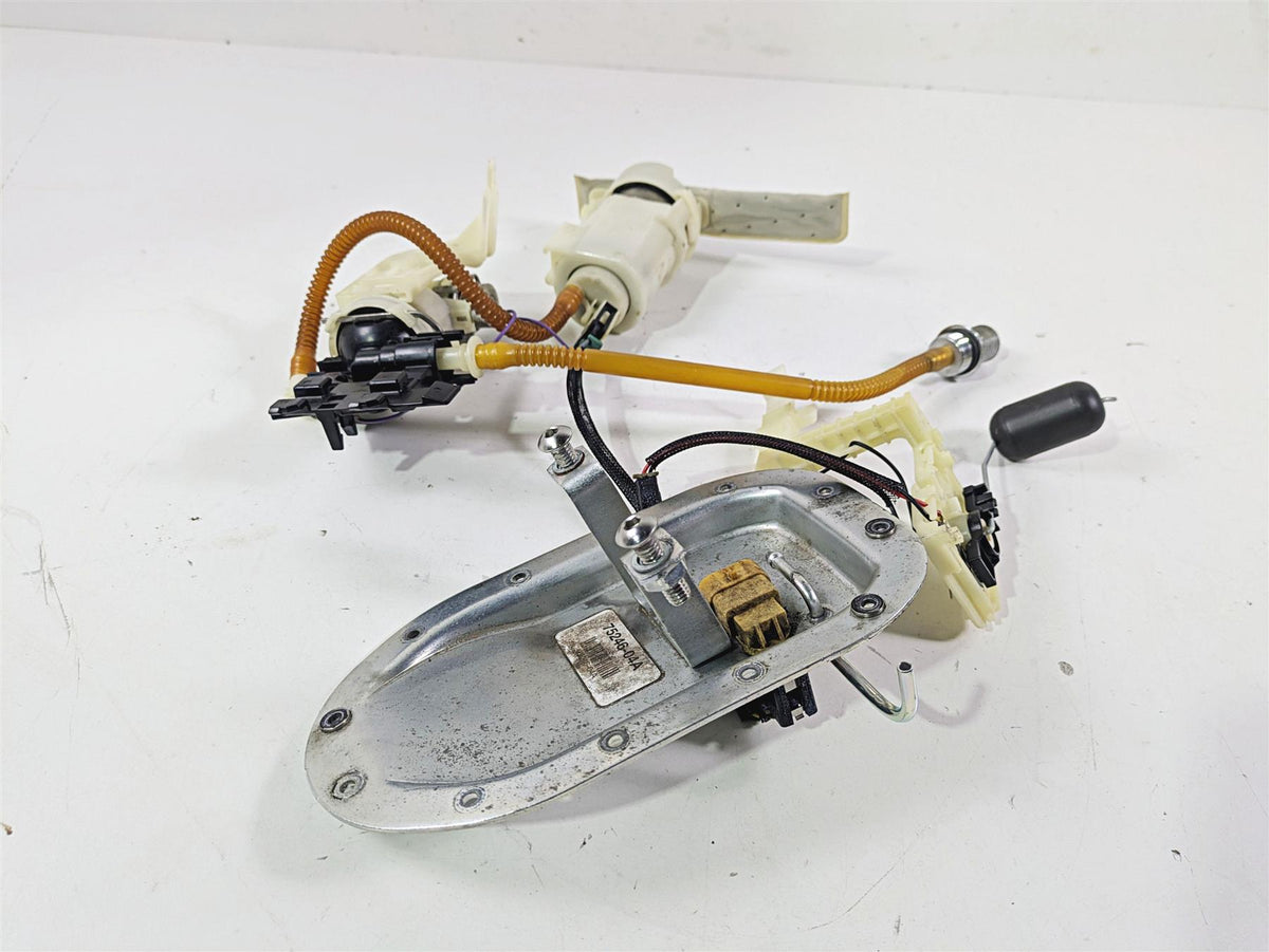 2016 Harley FXDWG Dyna Wide Glide Fuel Gas Petrol Pump 75246-04A {{ shop.shopifyCountryName }} - Mototech271
