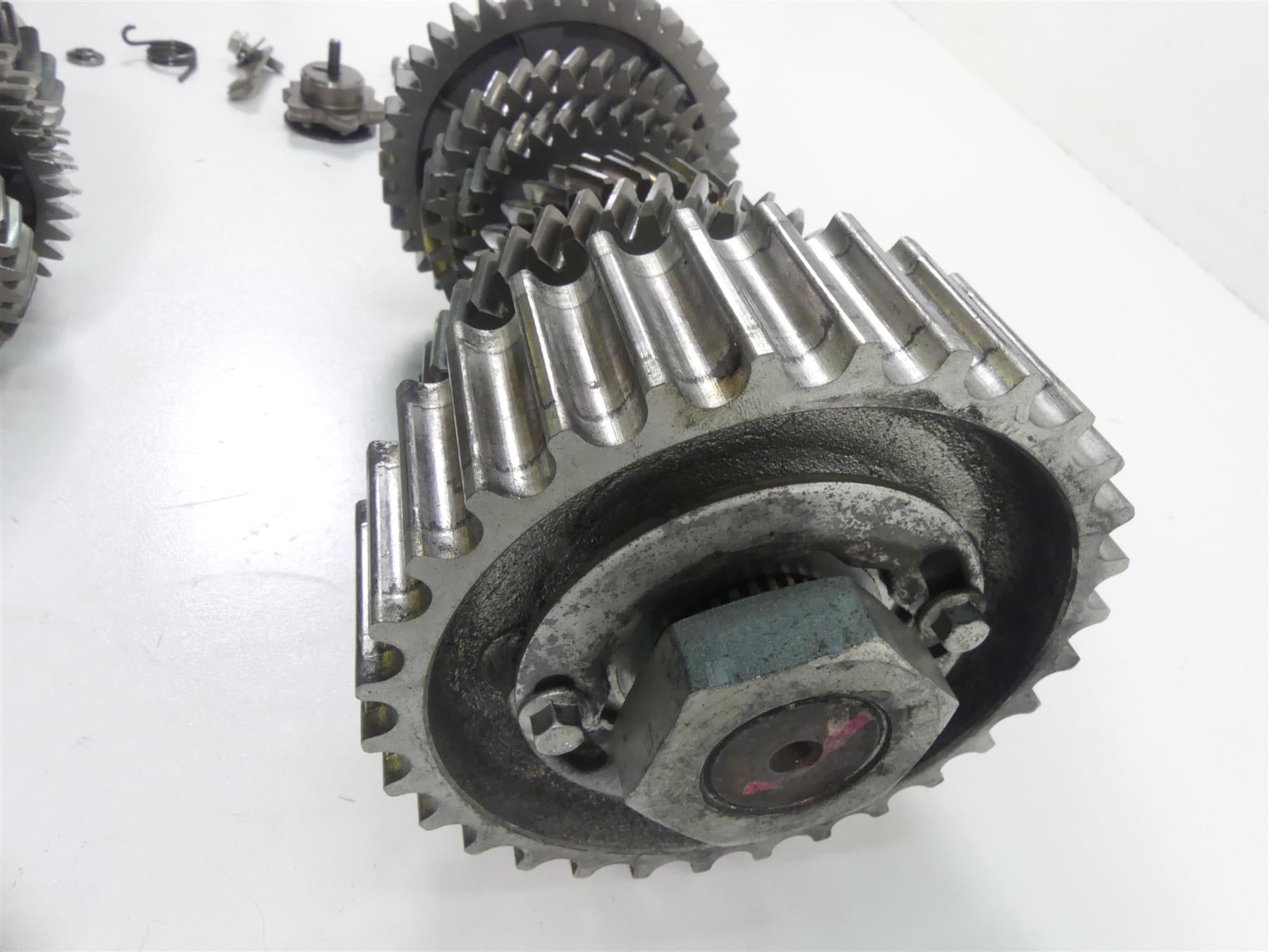 2016 Indian Chieftain Dark Horse Transmission Drive Train Gears 1334548 1333450 {{ shop.shopifyCountryName }} - Mototech271