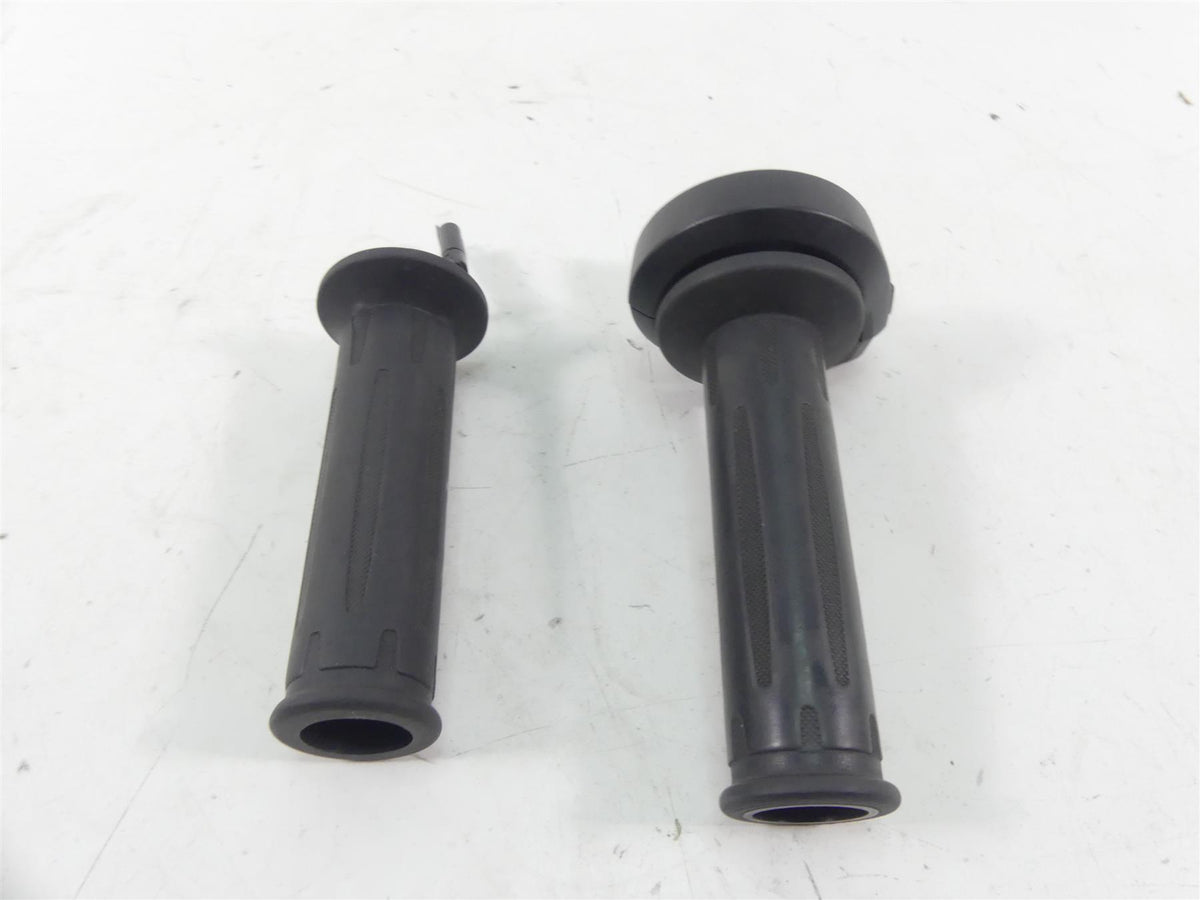 2017 BMW R1200RT K52 Heated Left Right Throttle Grip Set 61318552117 61318552122 {{ shop.shopifyCountryName }} - Mototech271