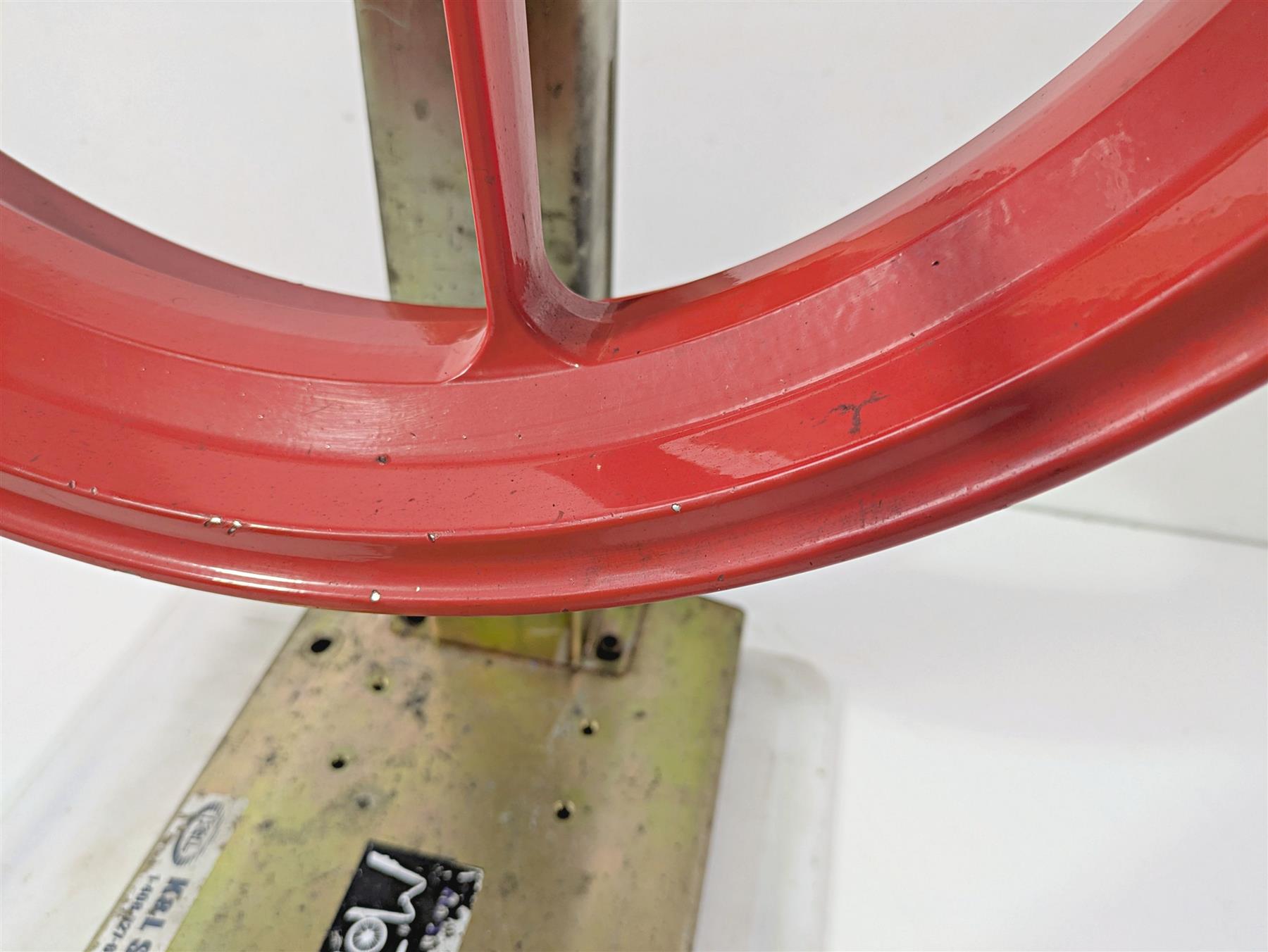 2017 Aprilia RSV 1100 Tuono V4 Factory Straight 17x3.5 Front Wheel Rim 2B002105 {{ shop.shopifyCountryName }} - Mototech271