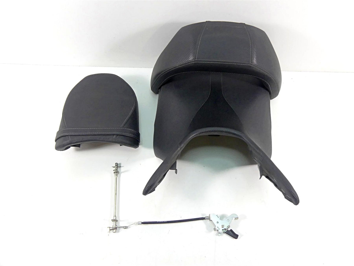 2012 Yamaha VMX17 VMAX 1700 Front Rear Mid Seat Set - Nice 2S3-24710-10-00 {{ shop.shopifyCountryName }} - Mototech271