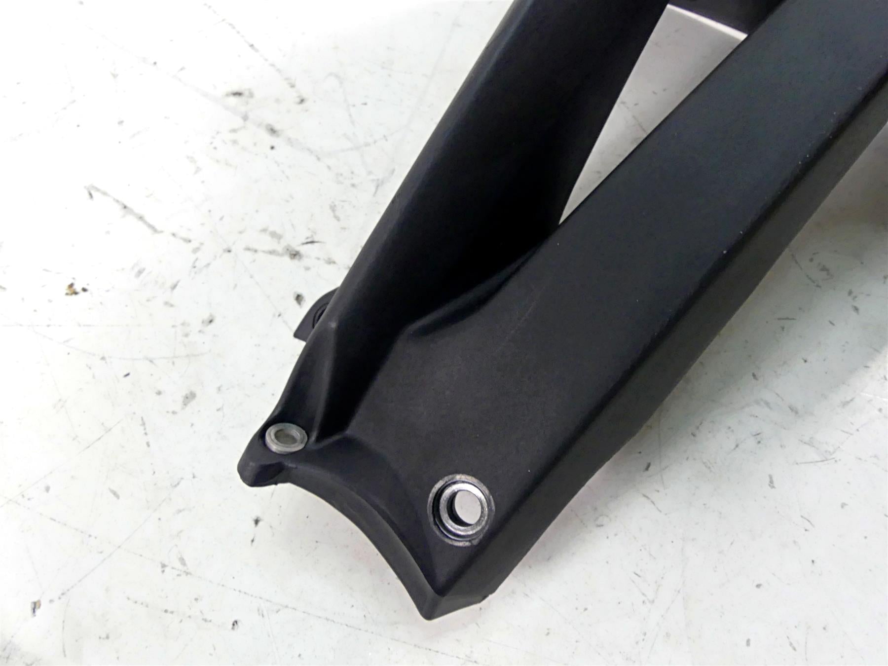2009 BMW R1200 GS K25 Rear Fender Wheel Mud Guard Flap 46627682884 46627667684 {{ shop.shopifyCountryName }} - Mototech271
