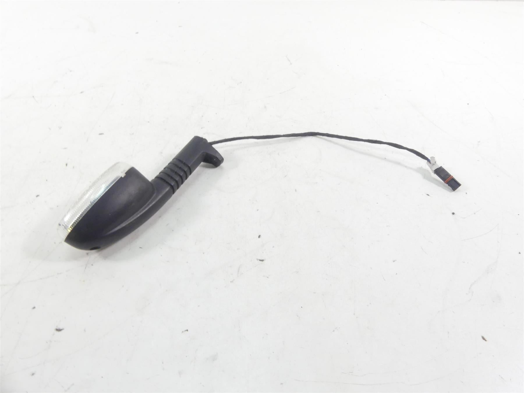 2008 BMW R1200GS K25 Front Right Blinker Turn Signal Indicator 63137684528 {{ shop.shopifyCountryName }} - Mototech271