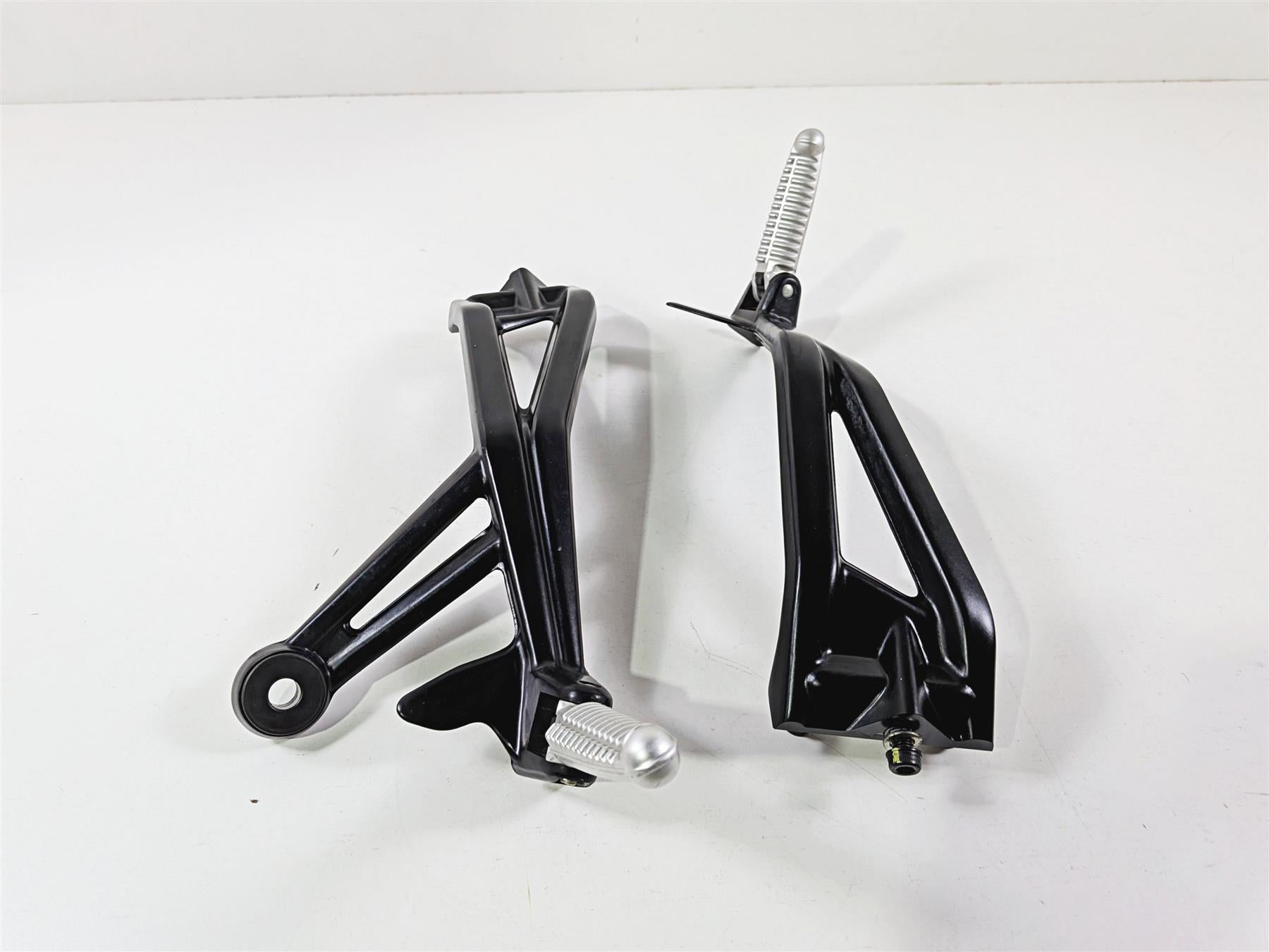 2011 Ducati Streetfighter 1098 S Rear Passenger Footpeg Set 82411561A 82411571A {{ shop.shopifyCountryName }} - Mototech271