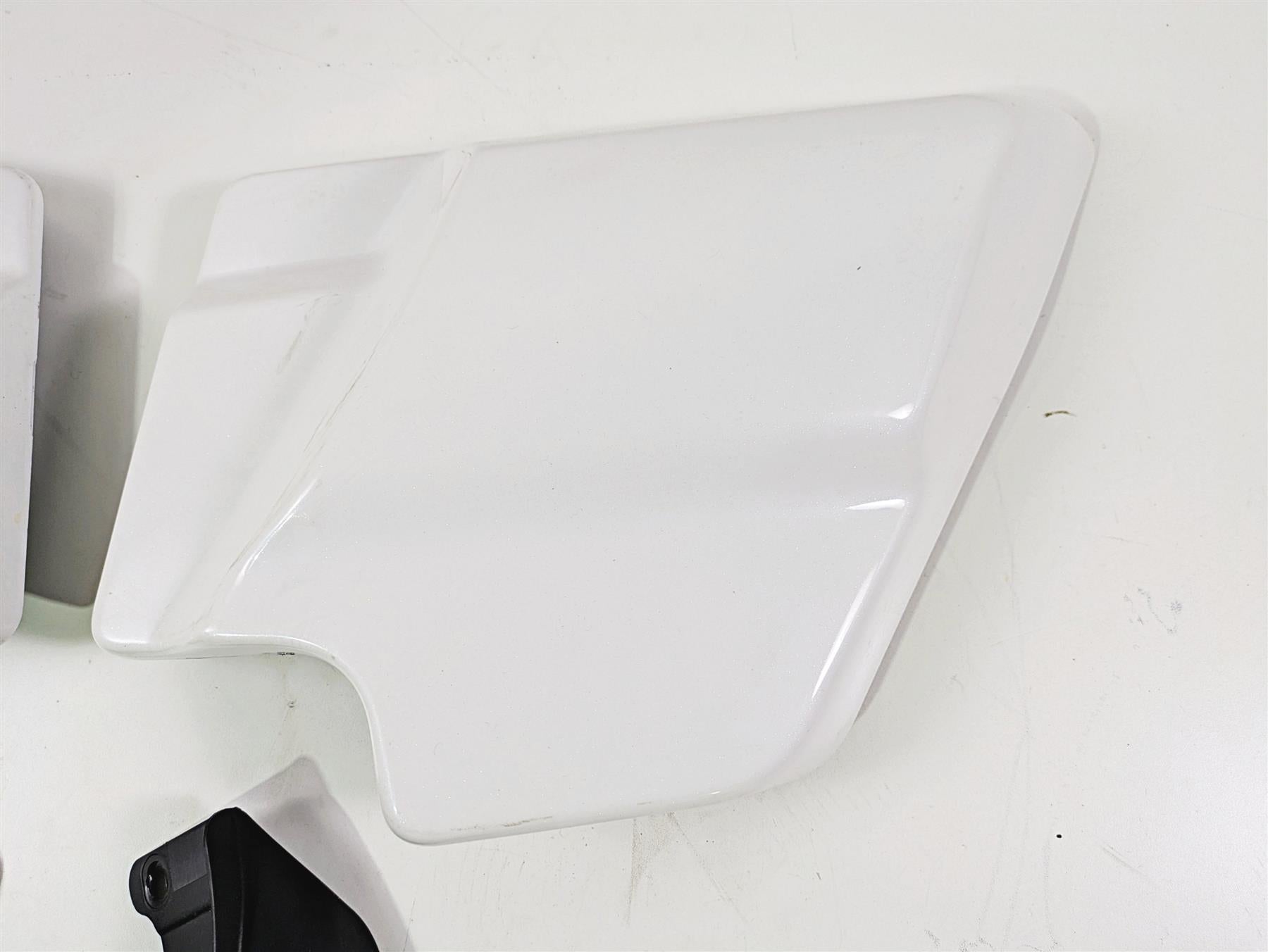 2016 Harley Touring FLHR Road King Side Cover Deflector Set 66048-09A 66250-09 {{ shop.shopifyCountryName }} - Mototech271