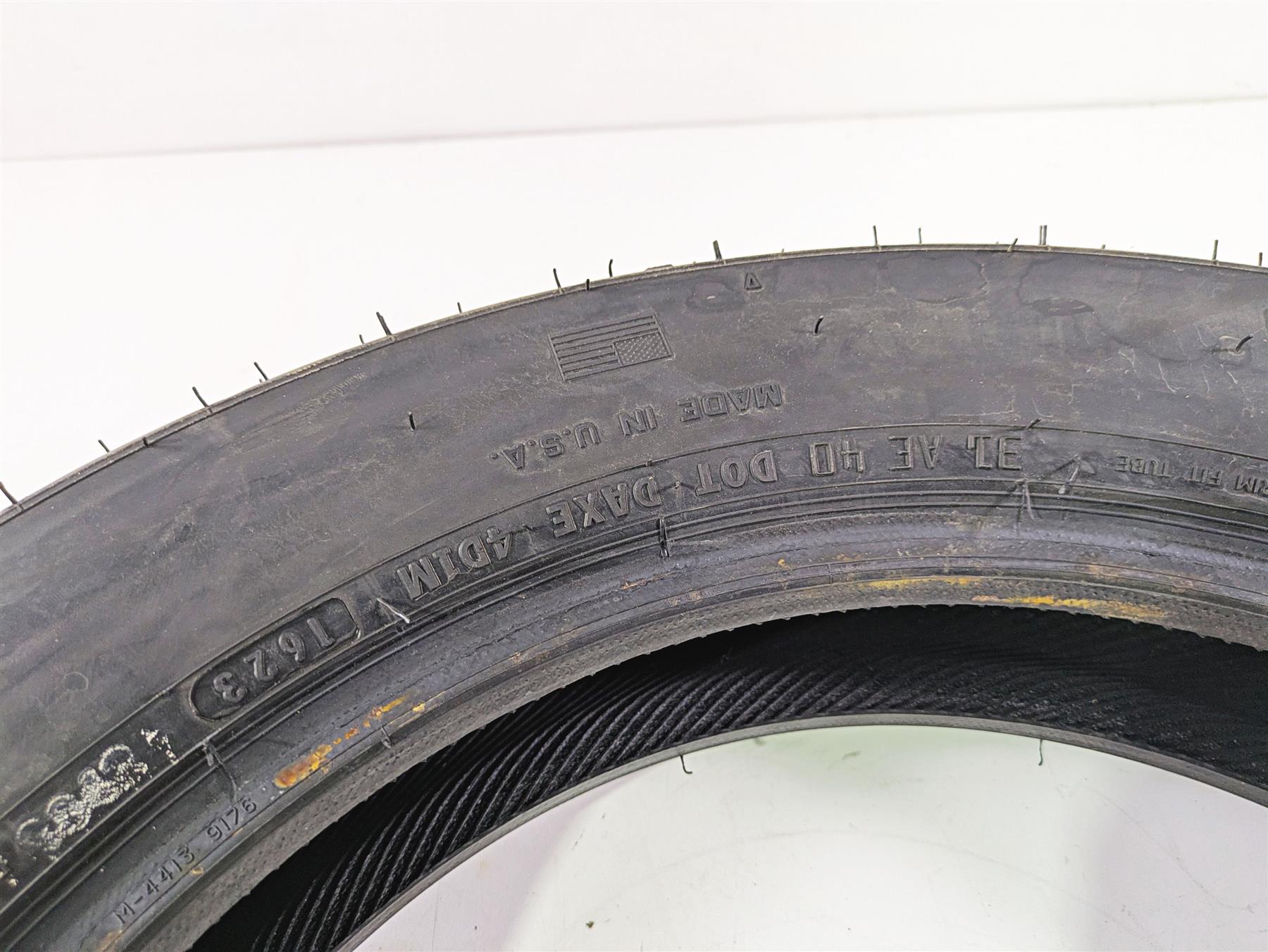 Used Rear Motorcycle Tire Dunlop D401T American Elite 150/80B16 43200063 {{ shop.shopifyCountryName }} - Mototech271