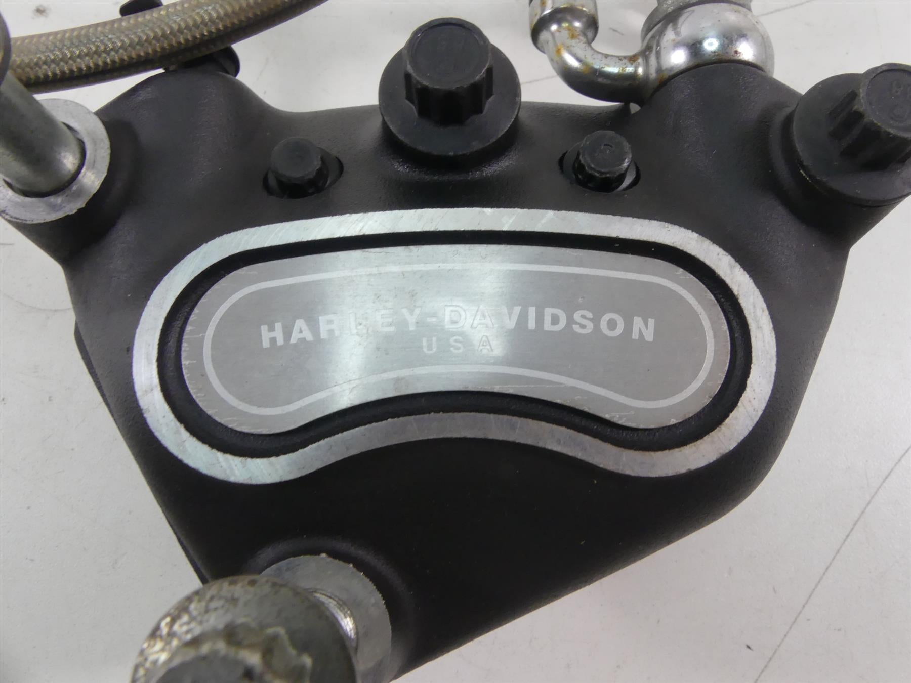 2005 Harley FXDWGI Dyna Wide Glide Front Brake Caliper + Line 44046-00D {{ shop.shopifyCountryName }} - Mototech271
