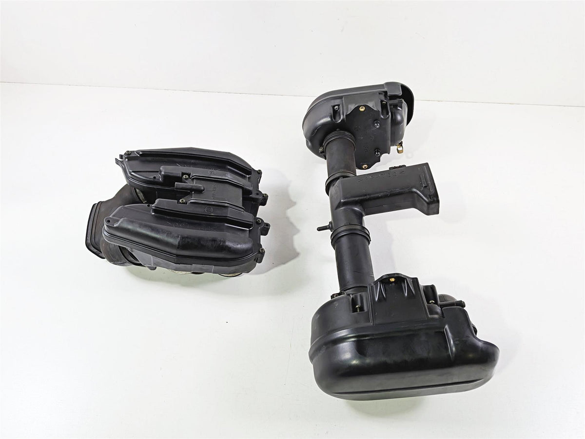 2006 Yamaha XVZ1300 Royal Star Left Right Air Box Breather 4XY-1442A {{ shop.shopifyCountryName }} - Mototech271